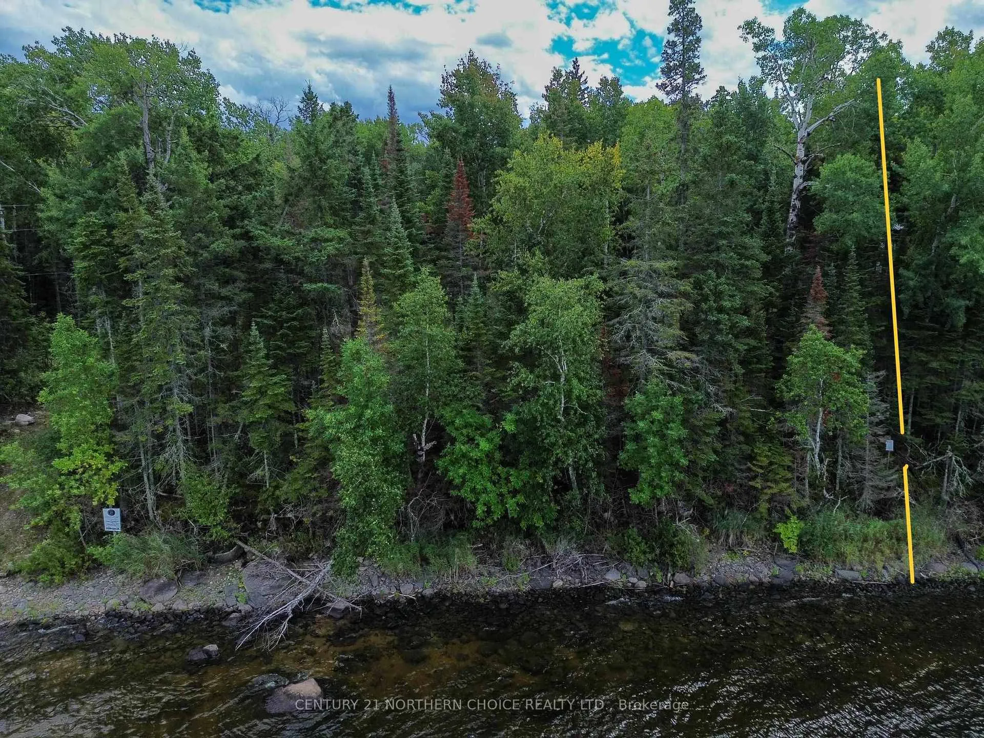 Photo 3 of Unit 1, 1 Thompson, Kenora Remote Area, Lake of the Woods North — HOMEH