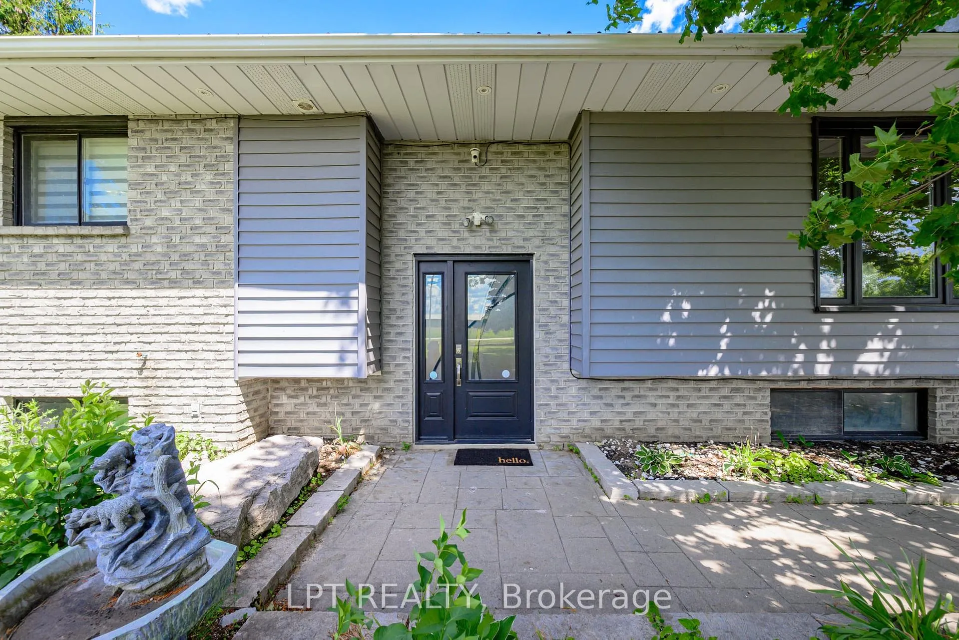 Photo 4 of 287 Lorneville Road, Kawartha Lakes, Eldon — HOMEH