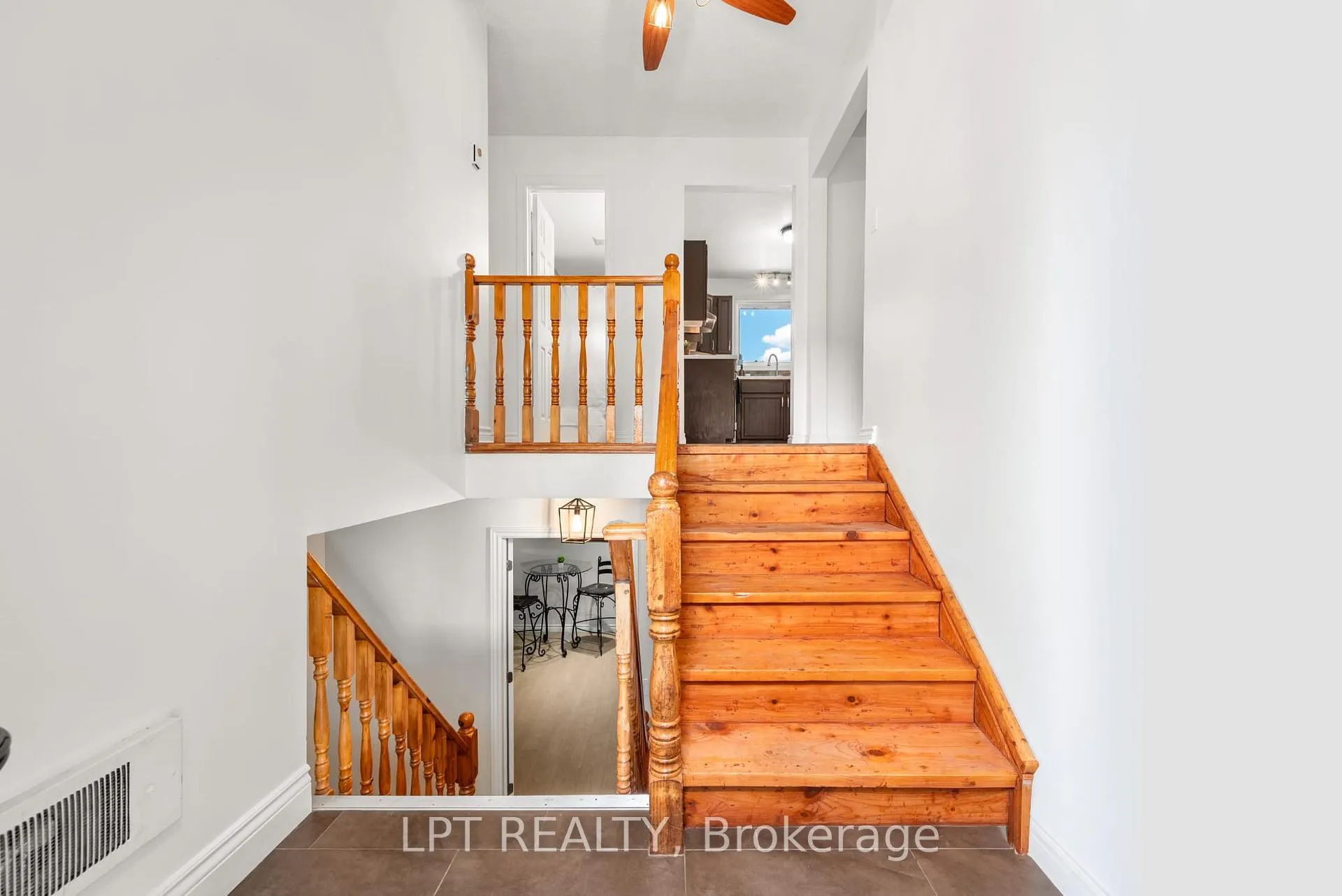 Photo 5 of 287 Lorneville Road, Kawartha Lakes, Eldon — HOMEH