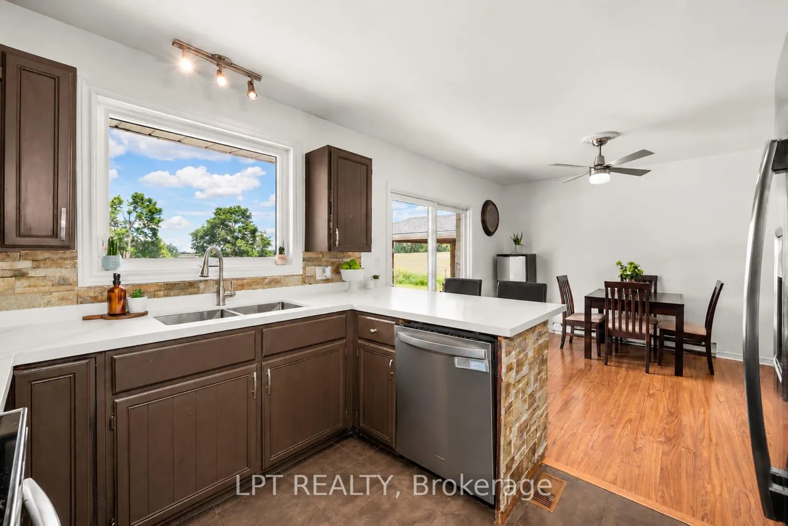 Photo 11 of 287 Lorneville Road, Kawartha Lakes, Eldon — HOMEH