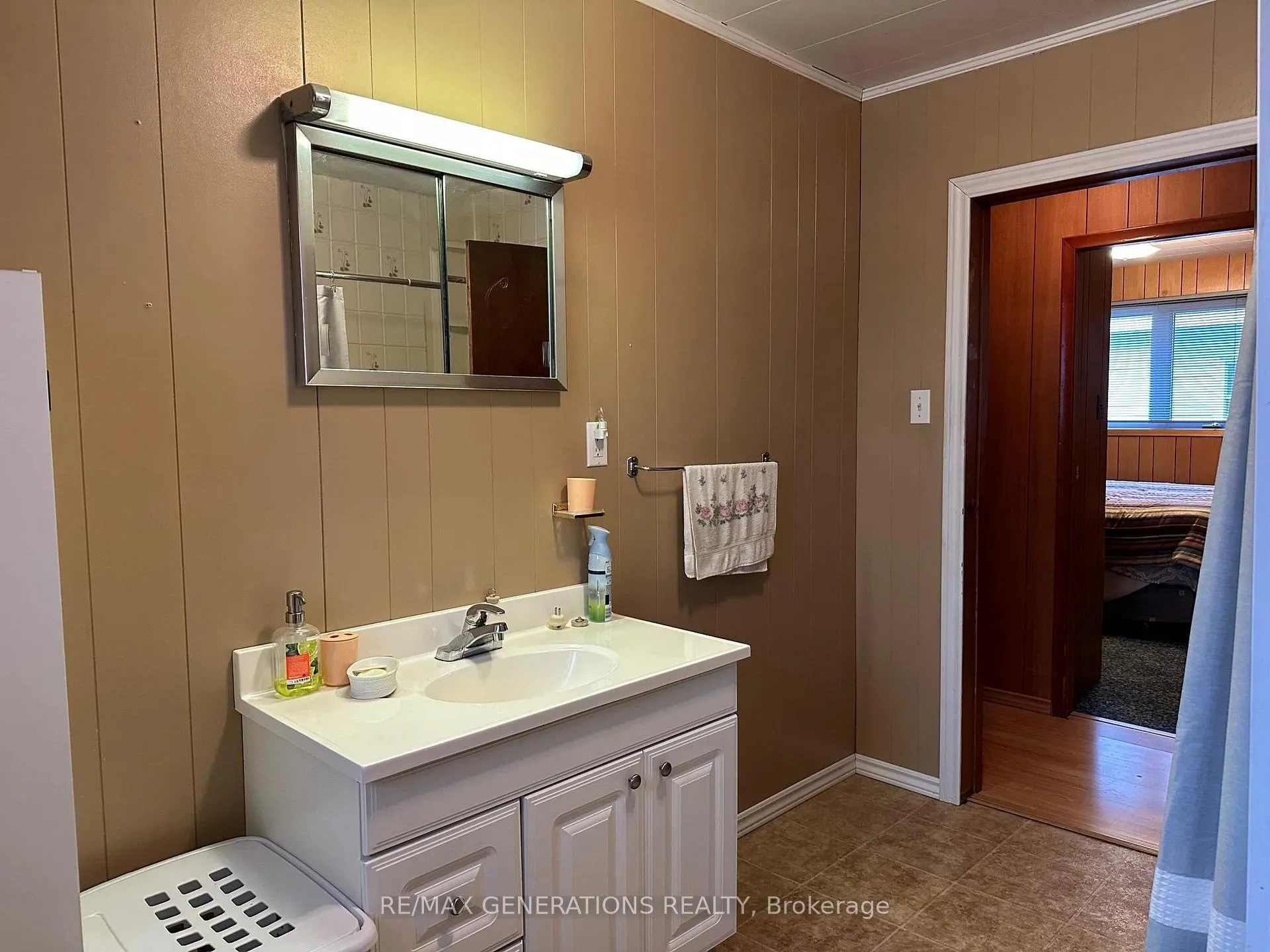 Photo 26 of 105 Columbia Street, Schreiber — HOMEH