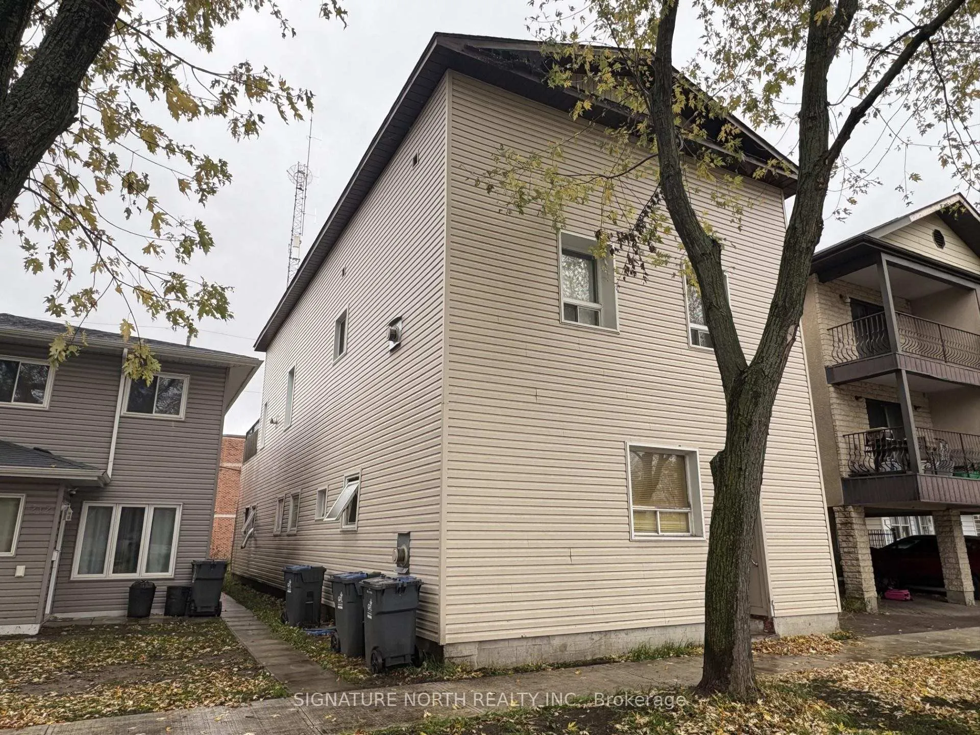 Photo 2 of 216 Leith, Thunder Bay, East End — HOMEH