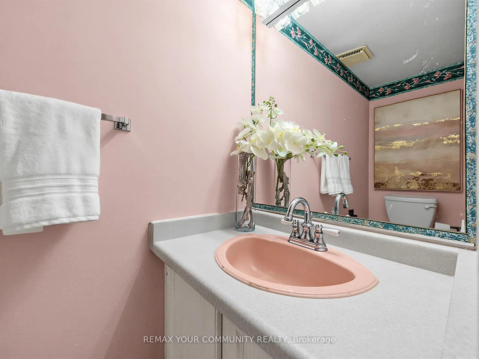 Photo 16 of 183 Lisa Crescent, Vaughan, Crestwood-Springfarm-Yorkhill — HOMEH