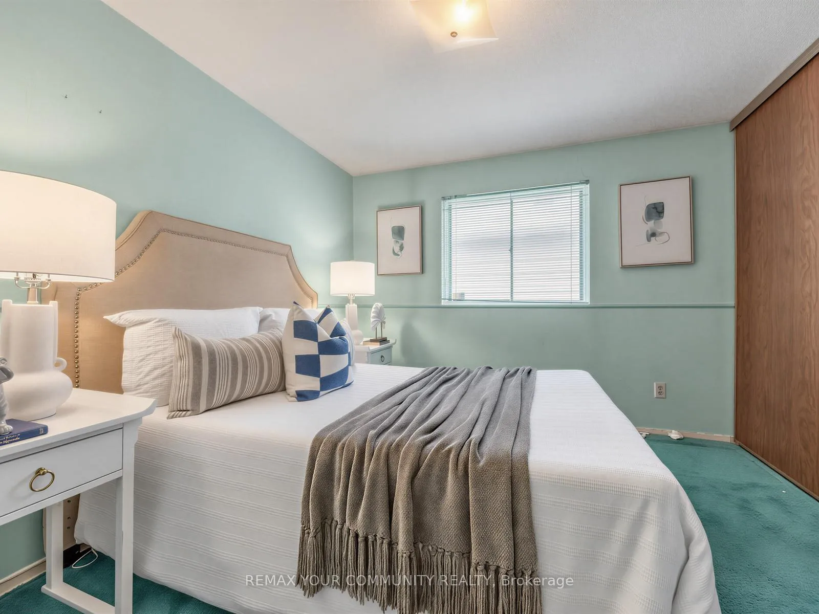 Photo 19 of 183 Lisa Crescent, Vaughan, Crestwood-Springfarm-Yorkhill — HOMEH