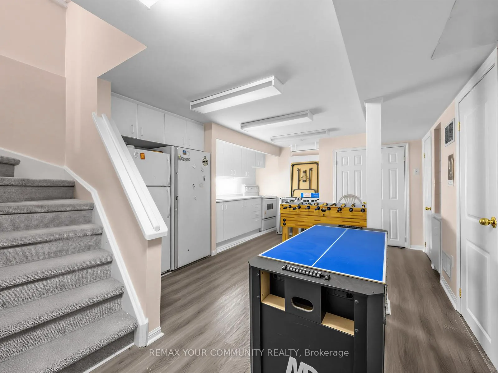 Photo 26 of 183 Lisa Crescent, Vaughan, Crestwood-Springfarm-Yorkhill — HOMEH