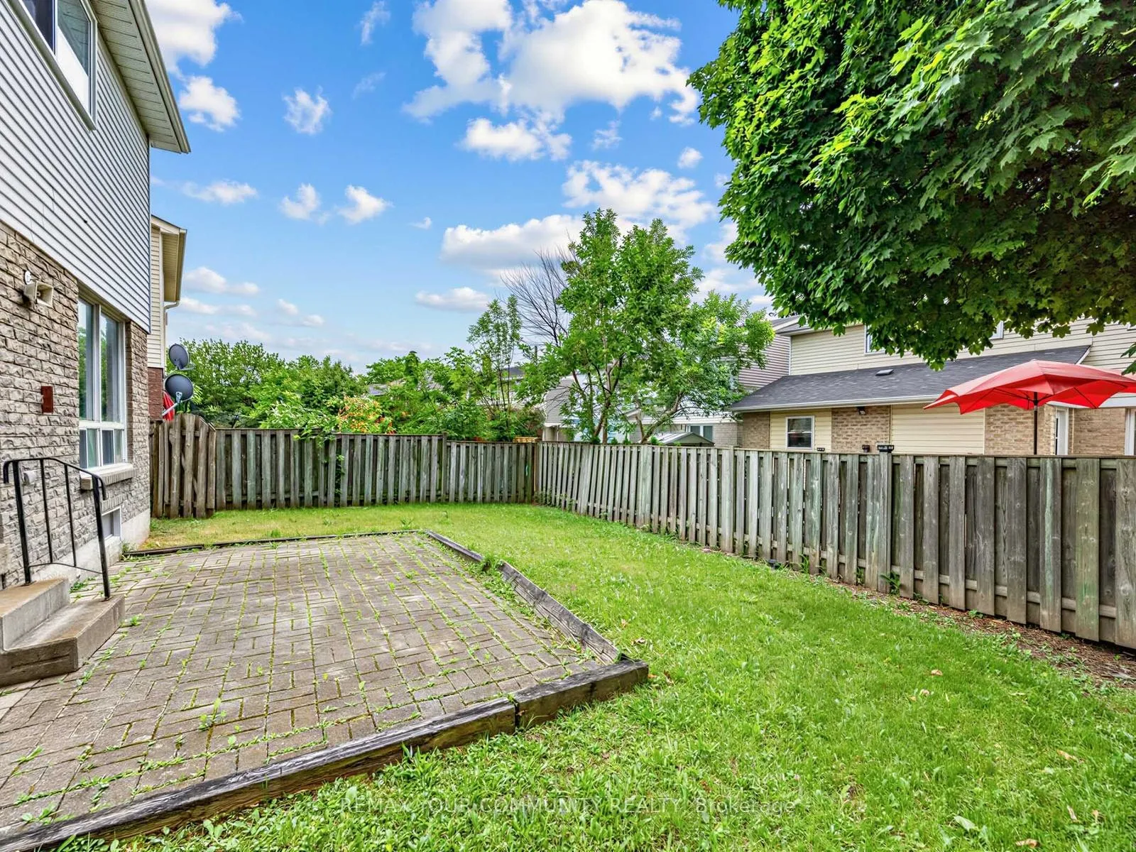 Photo 30 of 183 Lisa Crescent, Vaughan, Crestwood-Springfarm-Yorkhill — HOMEH