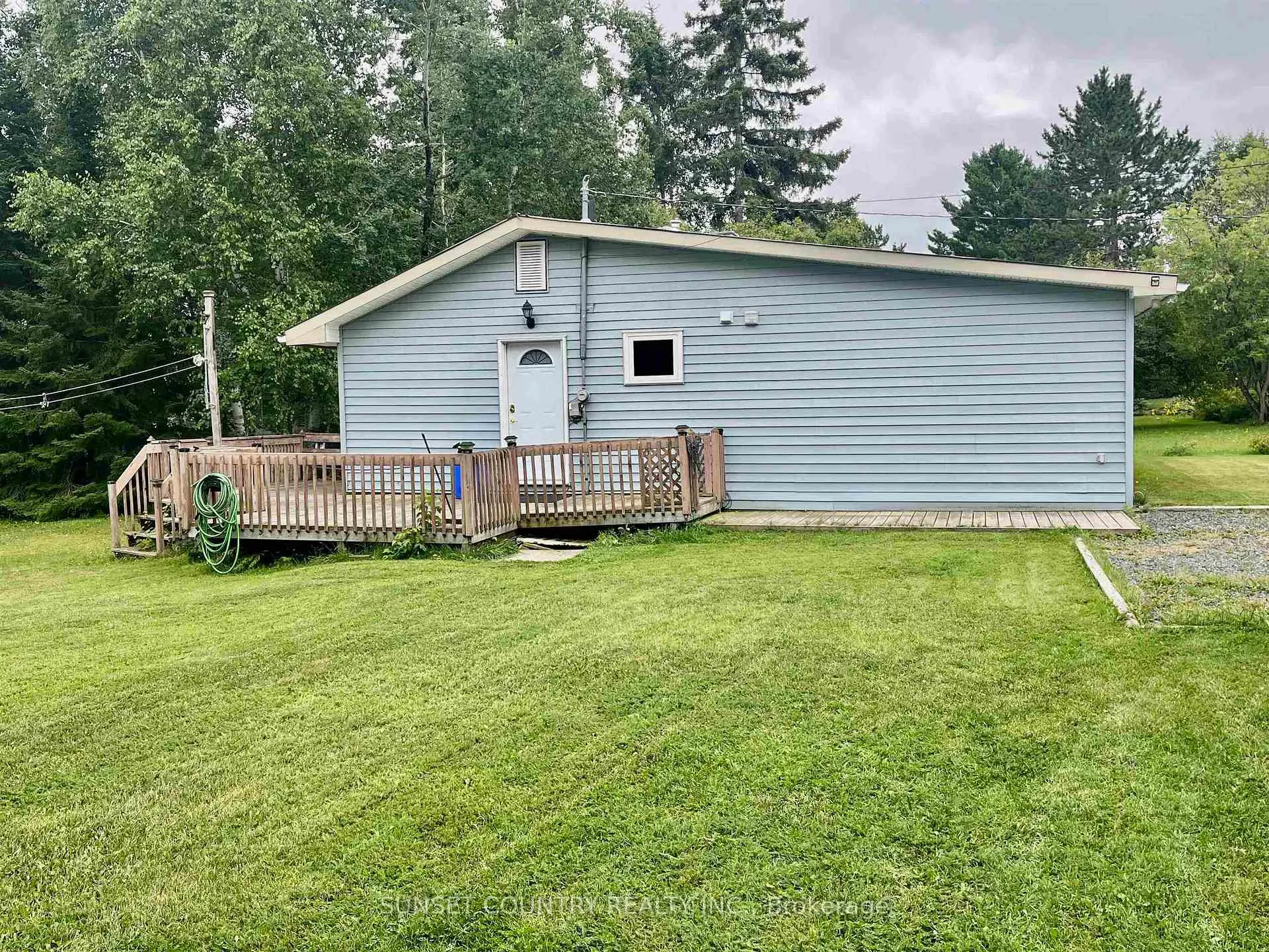Photo 32 of 206 McMillan Crescent, Dryden, Barclay — HOMEH