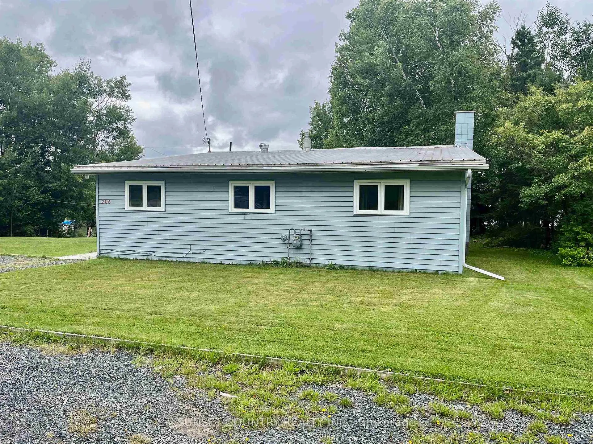 Photo 33 of 206 McMillan Crescent, Dryden, Barclay — HOMEH
