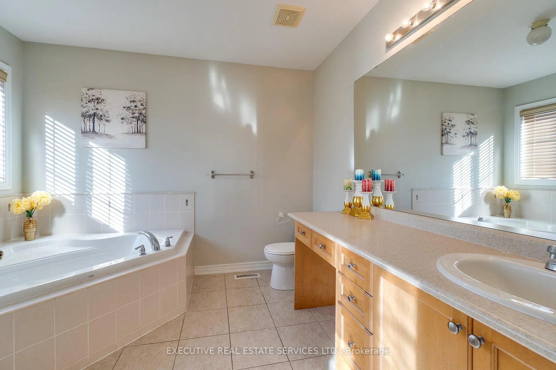 Photo 29 of 44 Moldovan Drive, Brampton, Sandringham-Wellington — HOMEH