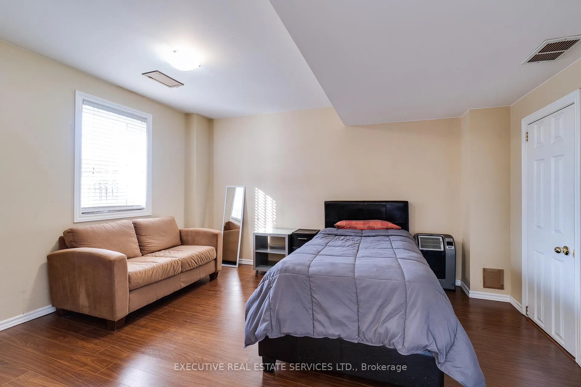 Photo 44 of 44 Moldovan Drive, Brampton, Sandringham-Wellington — HOMEH
