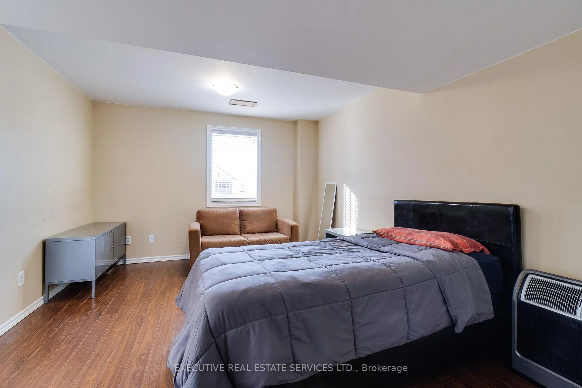 Photo 45 of 44 Moldovan Drive, Brampton, Sandringham-Wellington — HOMEH
