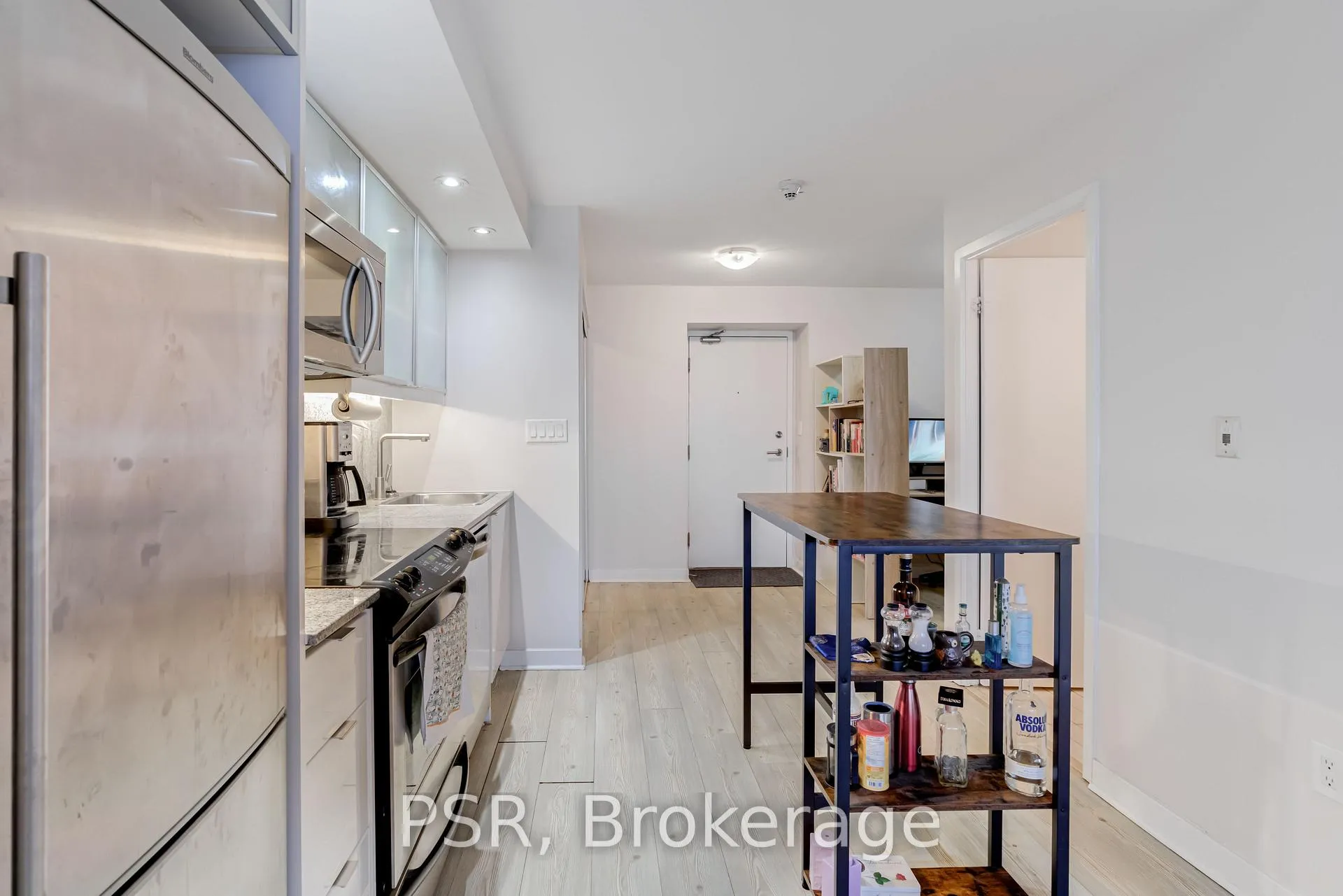 Photo 8 of Unit 5108, 25 Telegram Mews, Toronto, Waterfront Communities — HOMEH