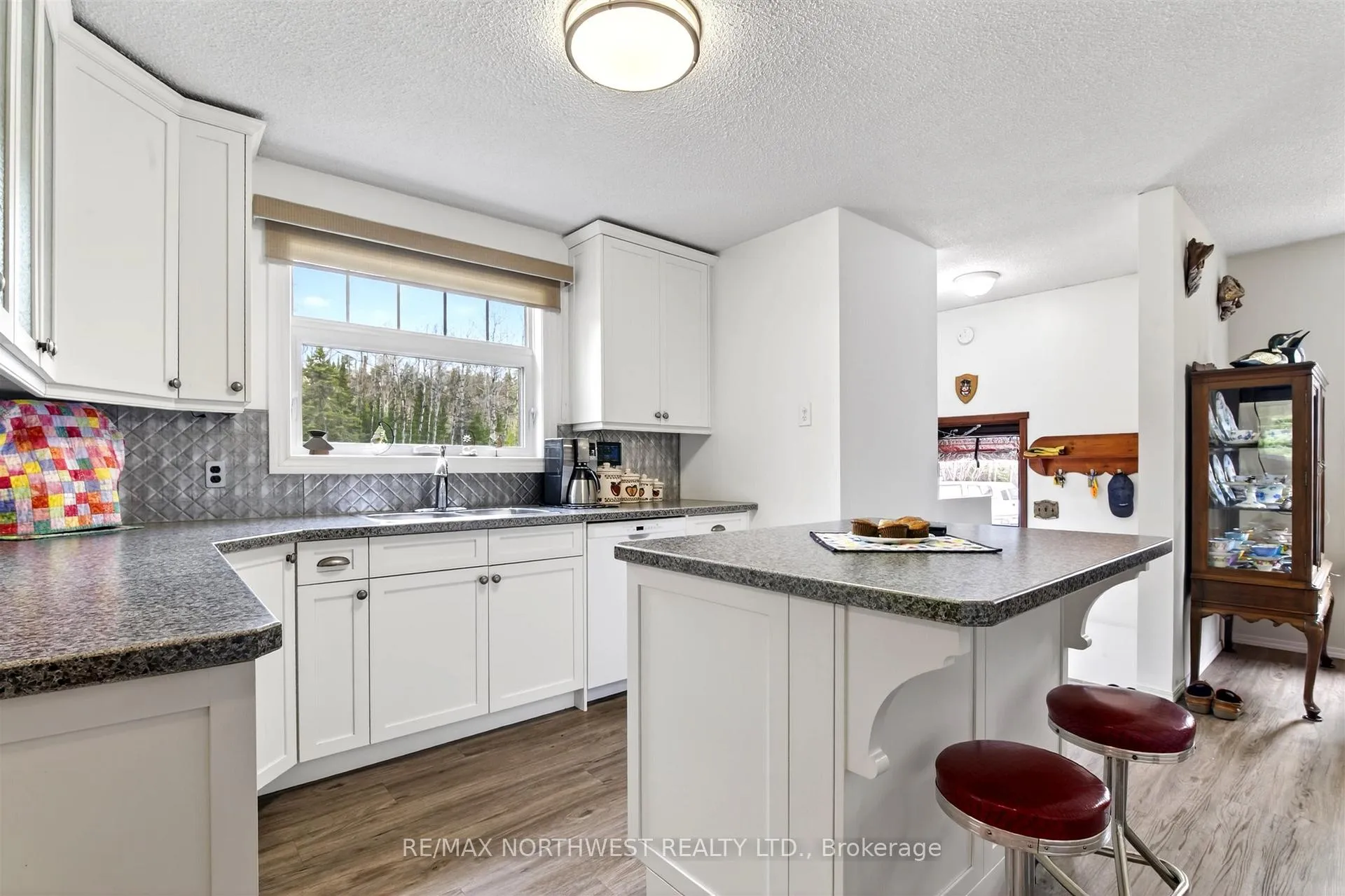 Photo 17 of 2353 Reddit Road, Kenora, Redditt Road East — HOMEH
