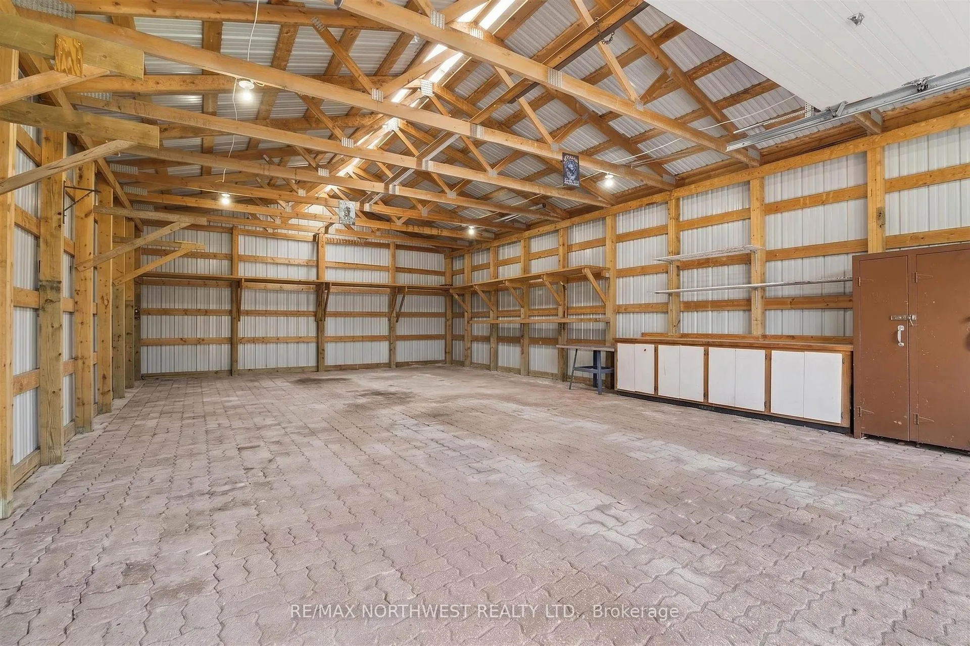 Photo 29 of 2353 Reddit Road, Kenora, Redditt Road East — HOMEH