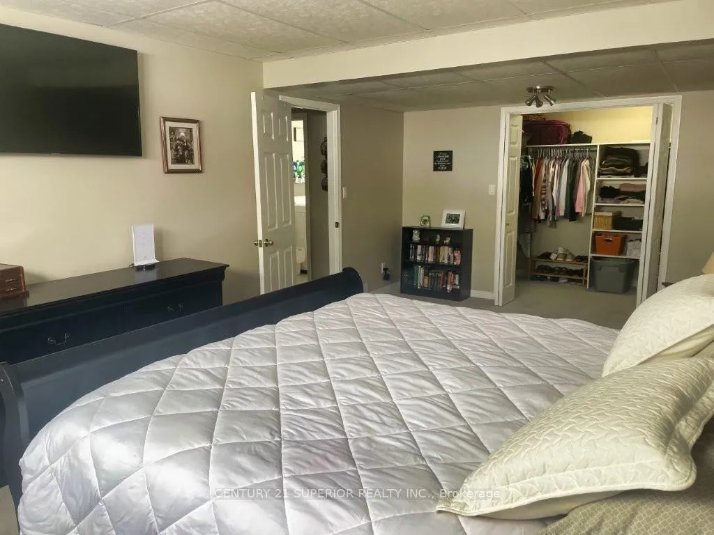Photo 33 of 422 Birch Crescent, Greenstone — HOMEH