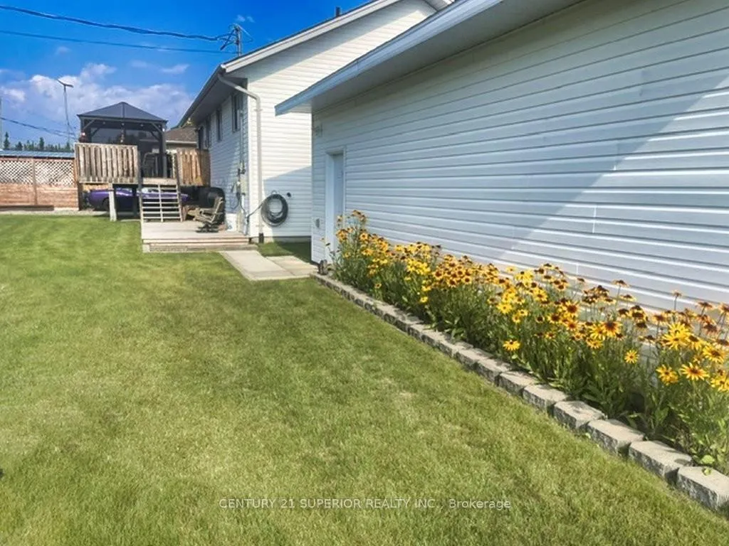 Photo 51 of 422 Birch Crescent, Greenstone — HOMEH