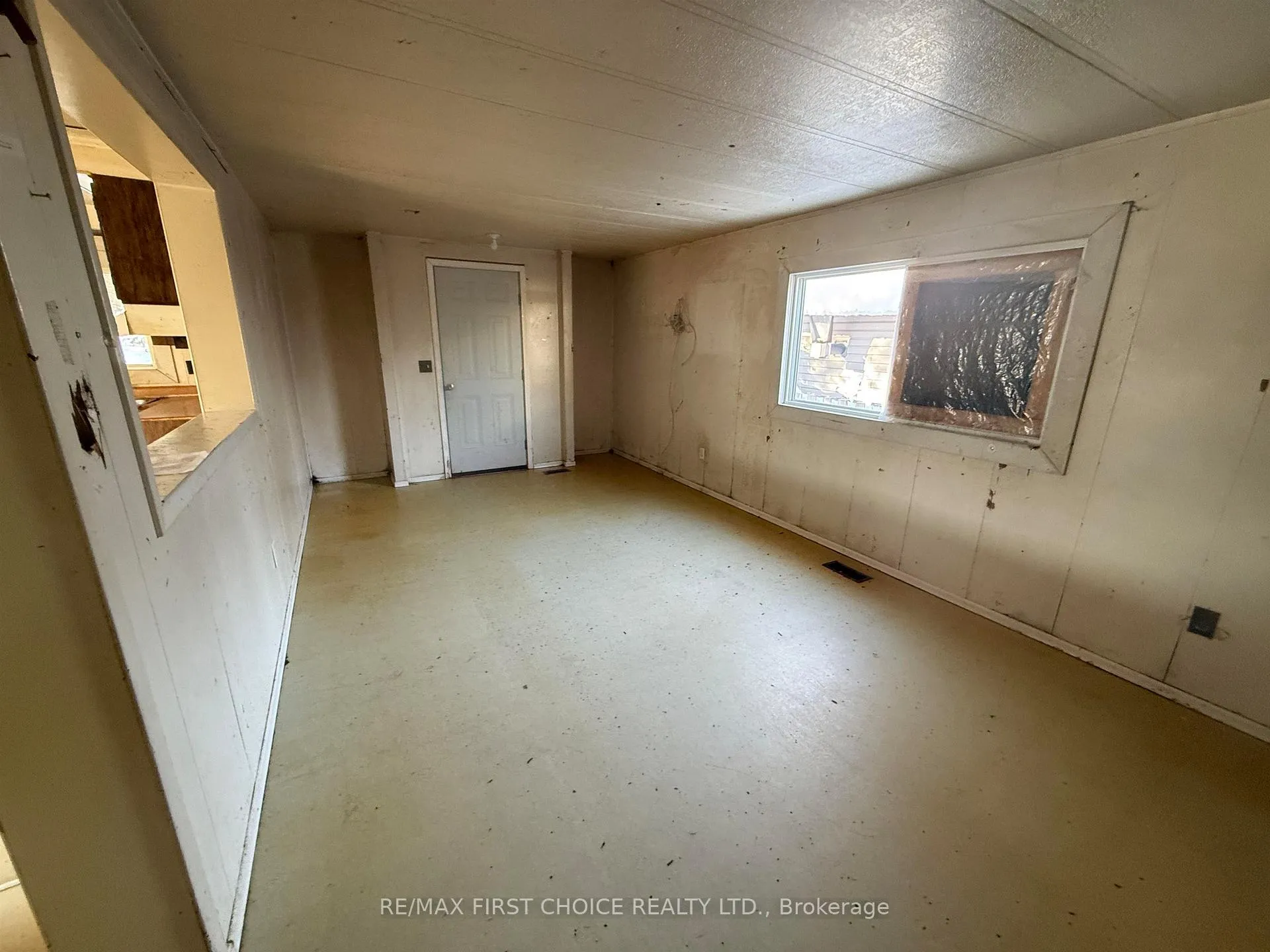 Photo 3 of 228 Davies Street, Ignace — HOMEH