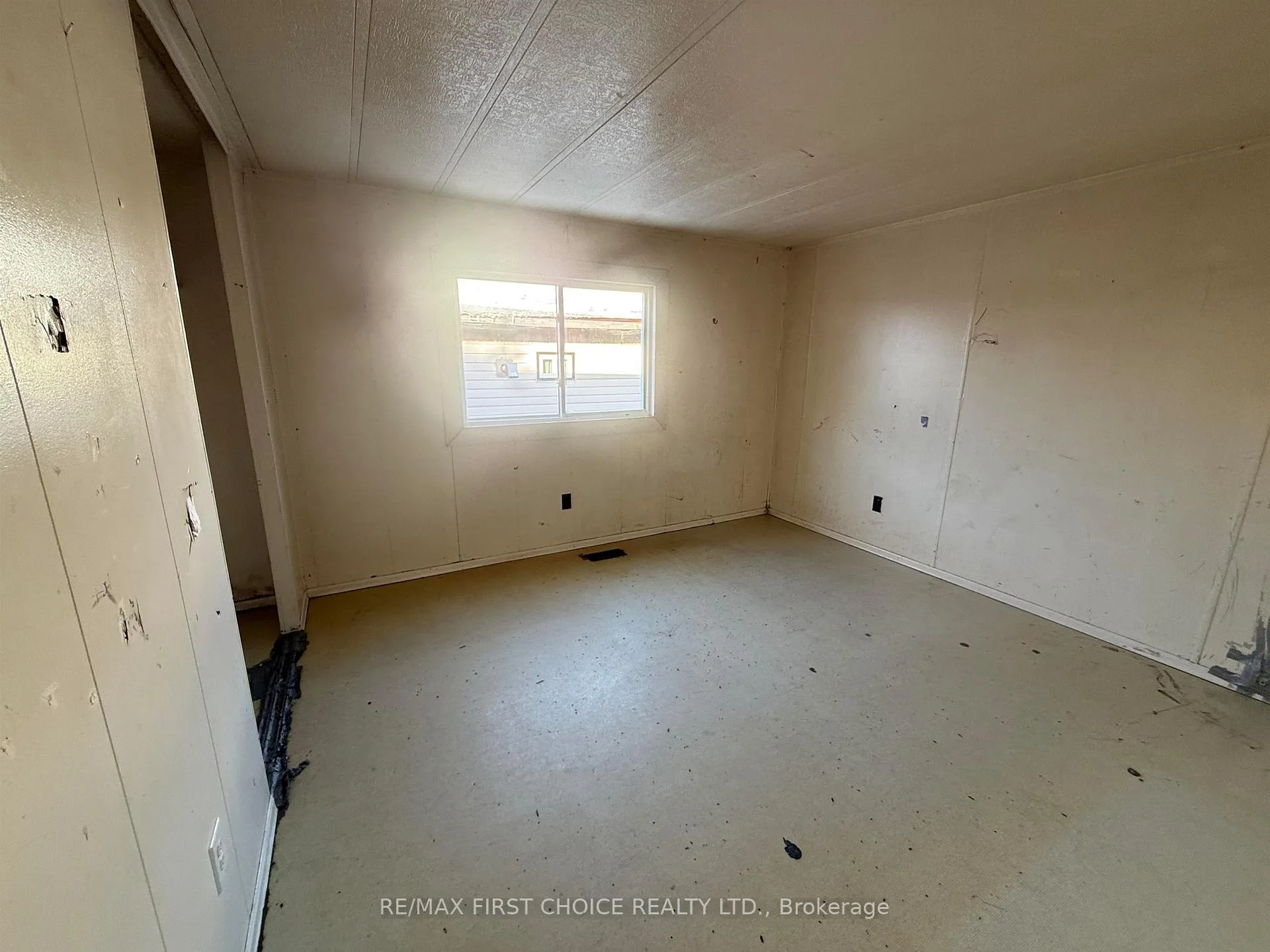 Photo 6 of 228 Davies Street, Ignace — HOMEH