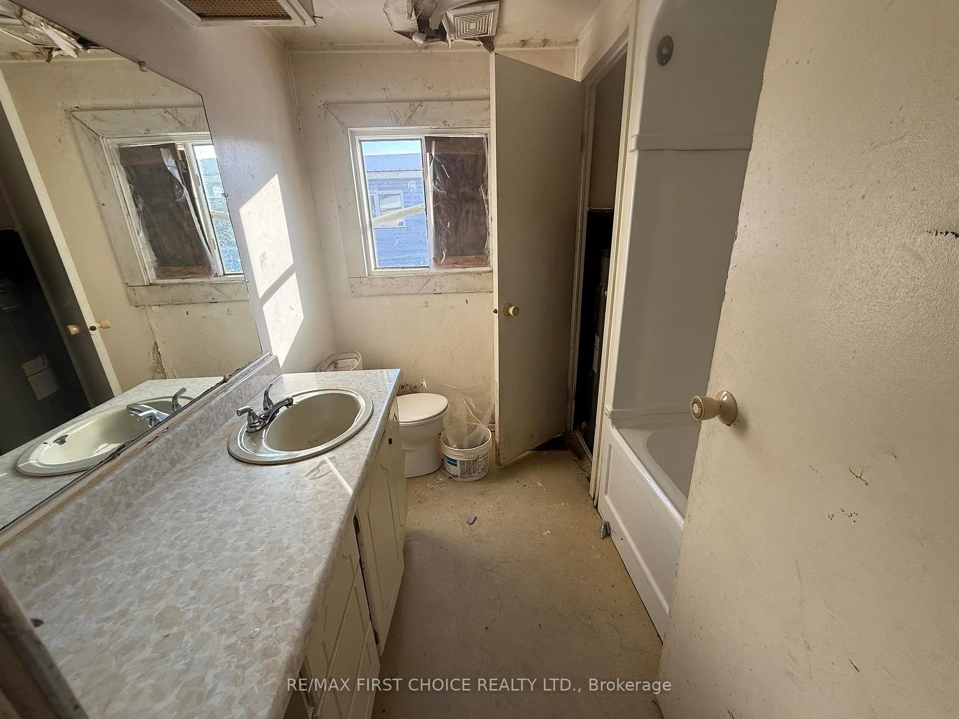 Photo 8 of 228 Davies Street, Ignace — HOMEH