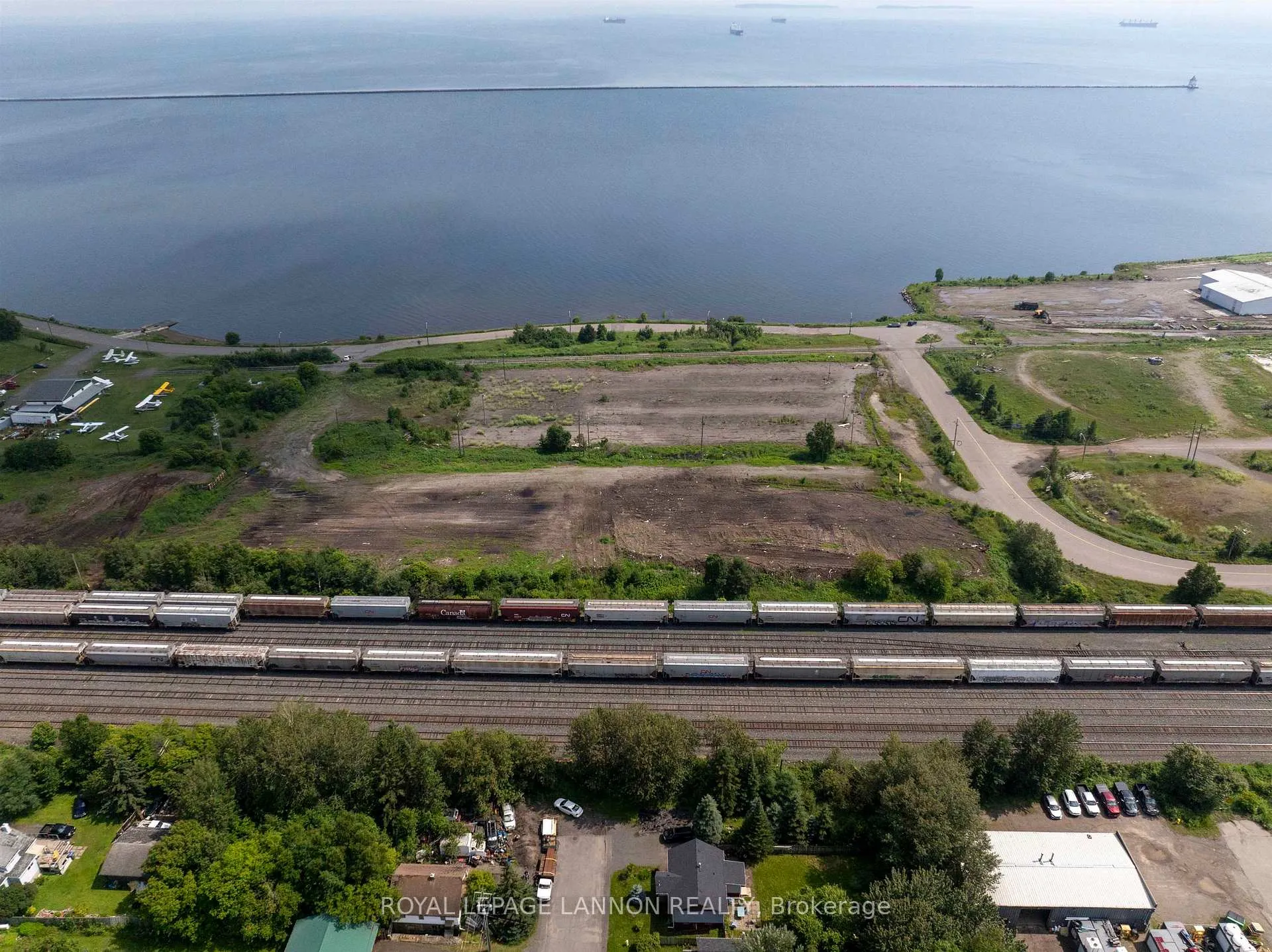 Photo 4 of Unit #6 & 7, Marina Park Drive, Thunder Bay, Lakefront — HOMEH