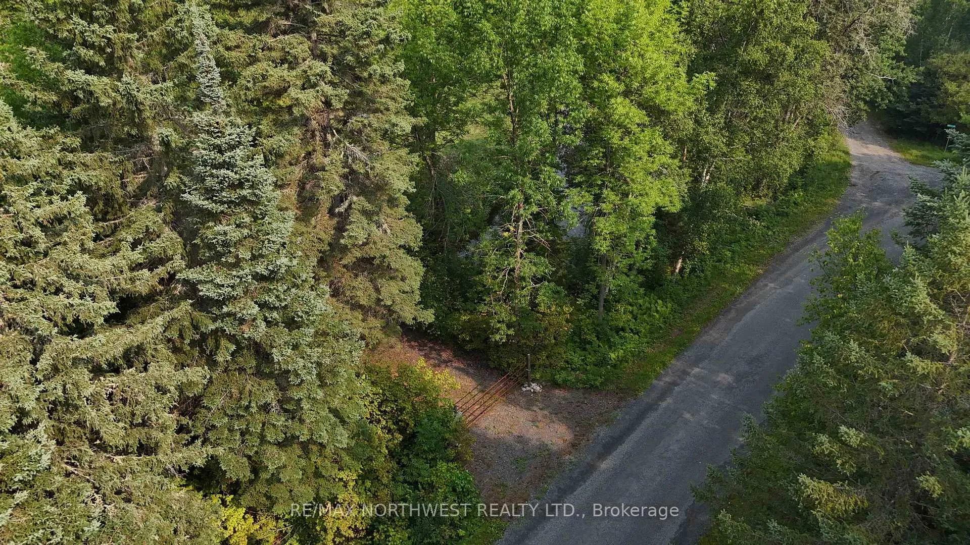 Photo 3 of BLOCK 16 Westvu Dr, Kenora Remote Area, Lake of the Woods North — HOMEH