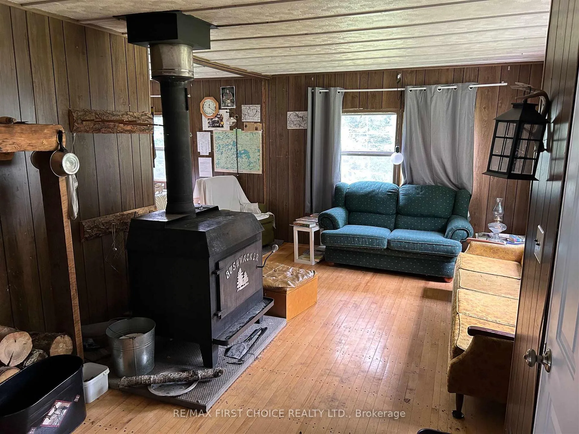 Photo 3 of 1 Bear Camp, Machin — HOMEH