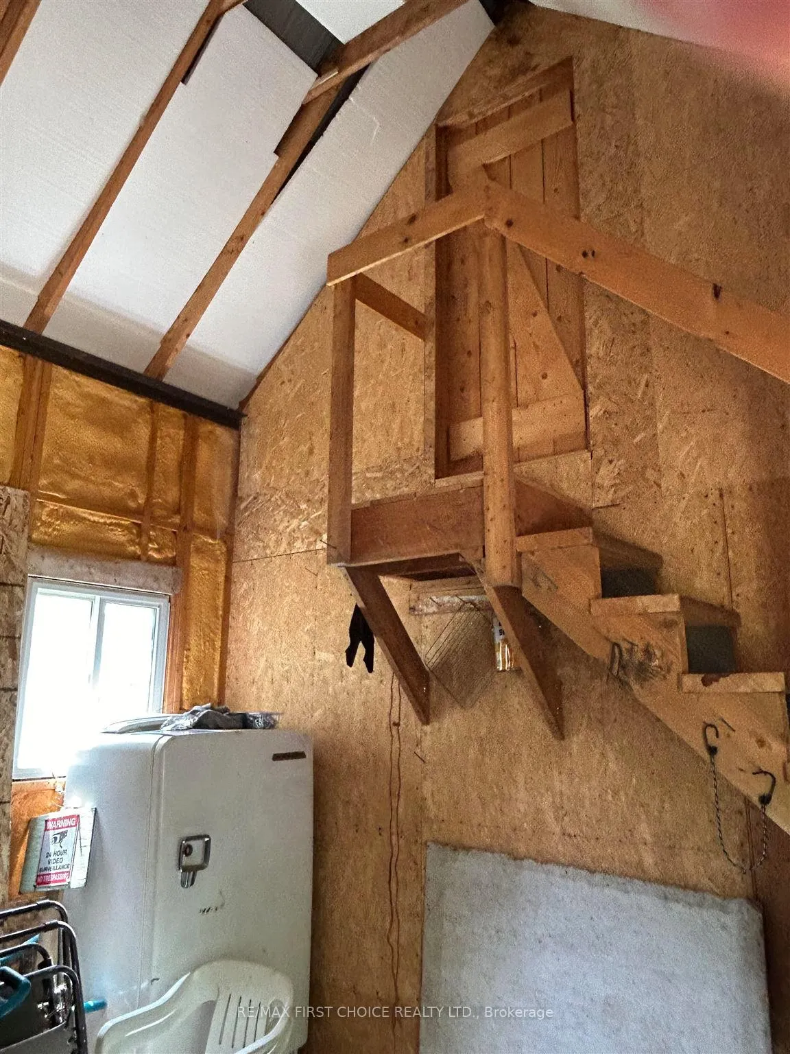Photo 12 of 1 Bear Camp, Machin — HOMEH