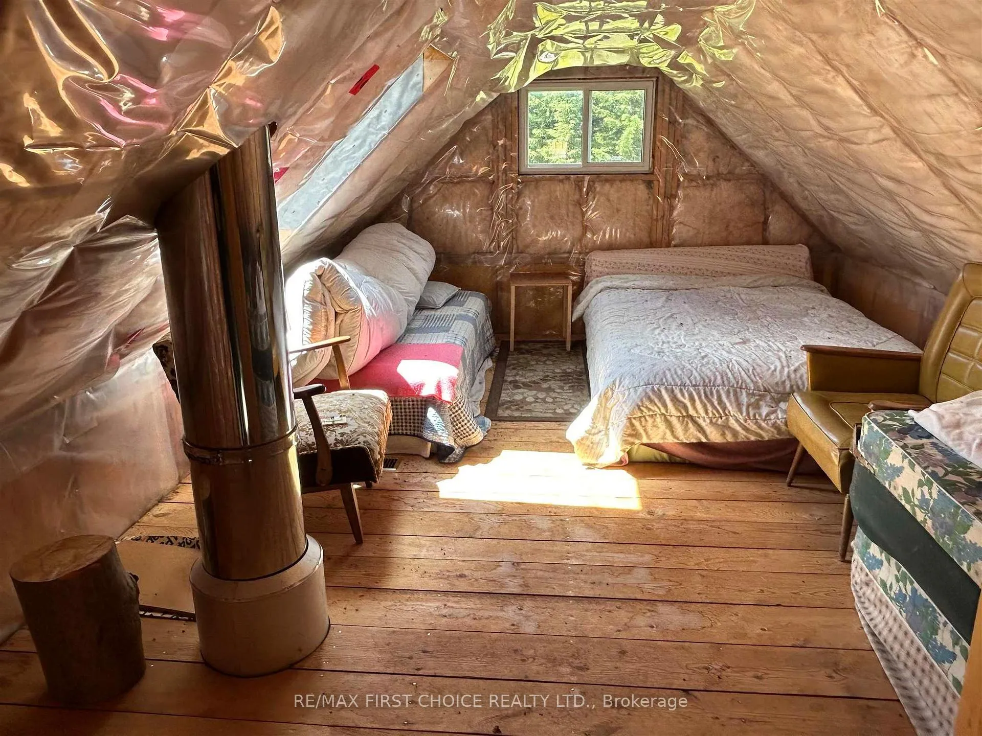 Photo 15 of 1 Bear Camp, Machin — HOMEH