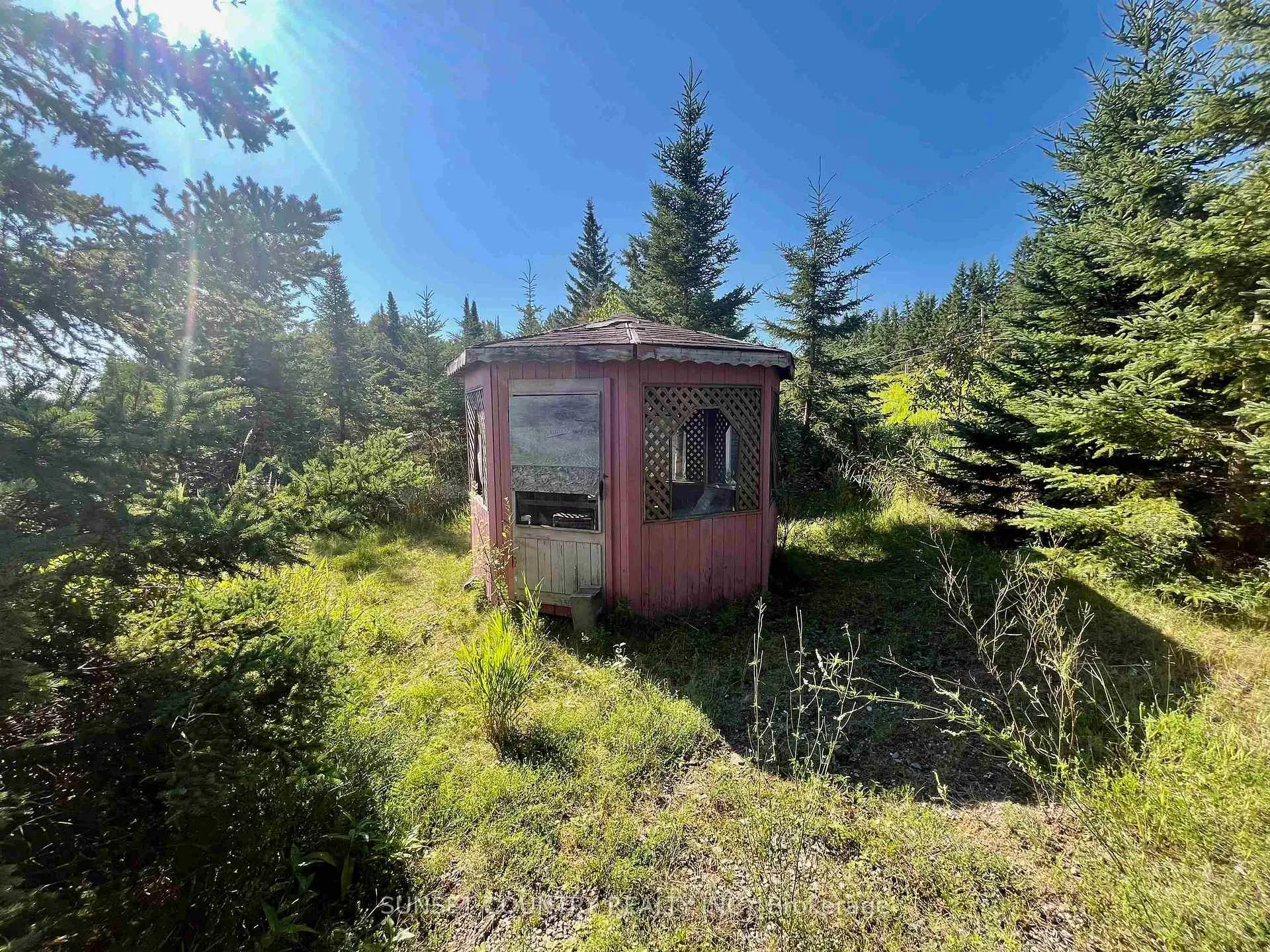 Photo 24 of 14101 HWy 17 E, Dryden, Thunder Lake — HOMEH