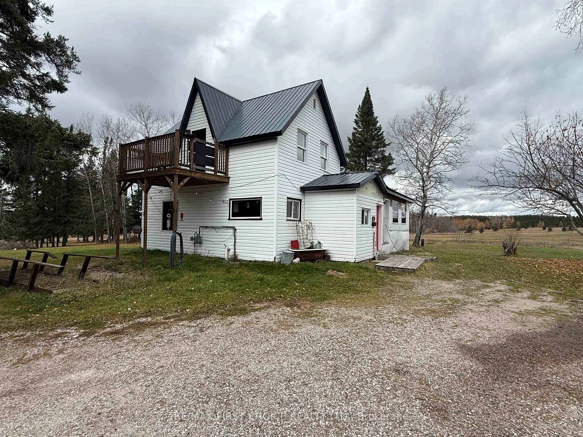 Photo 2 of 621 McGogy Road, Kenora Remote Area, Oxdrift — HOMEH