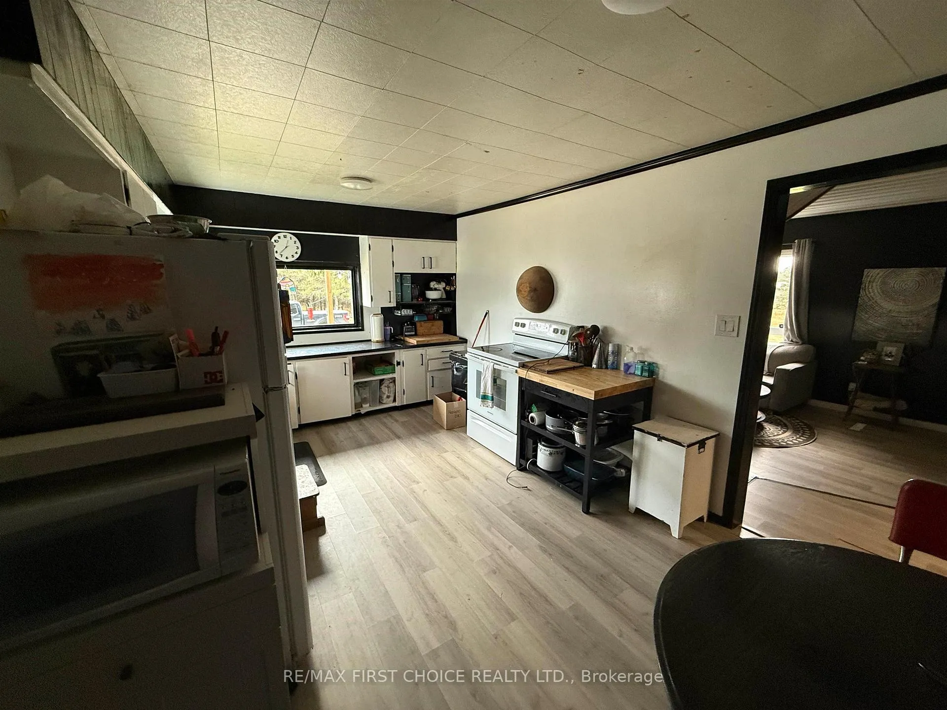 Photo 4 of 621 McGogy Road, Kenora Remote Area, Oxdrift — HOMEH