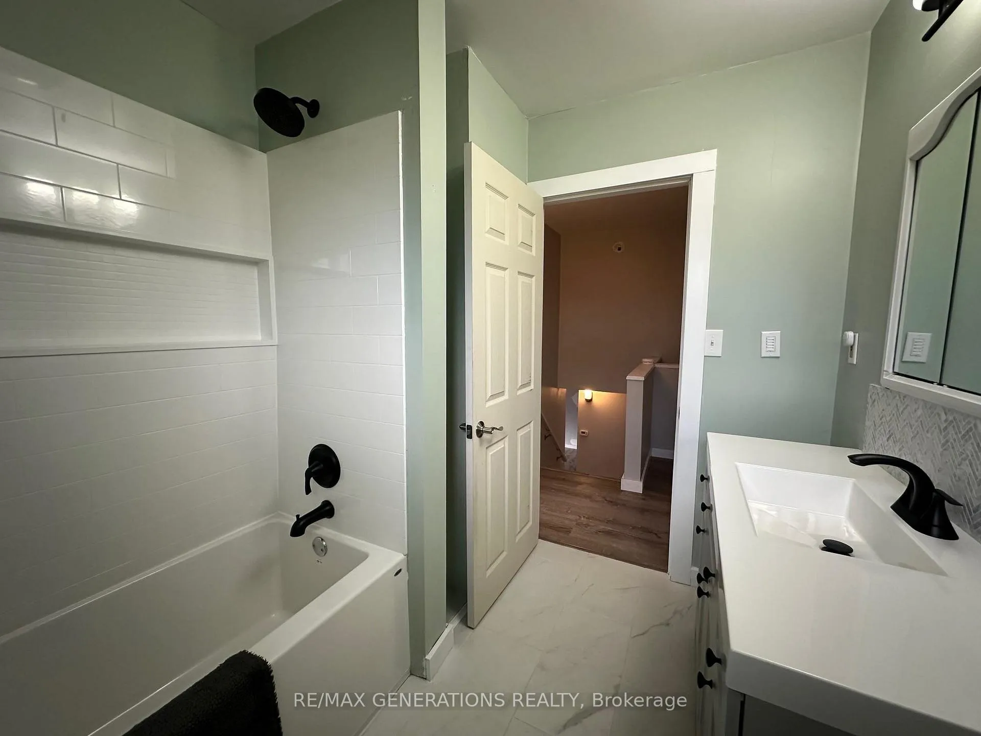Photo 29 of 113 Centennial Drive, Schreiber — HOMEH