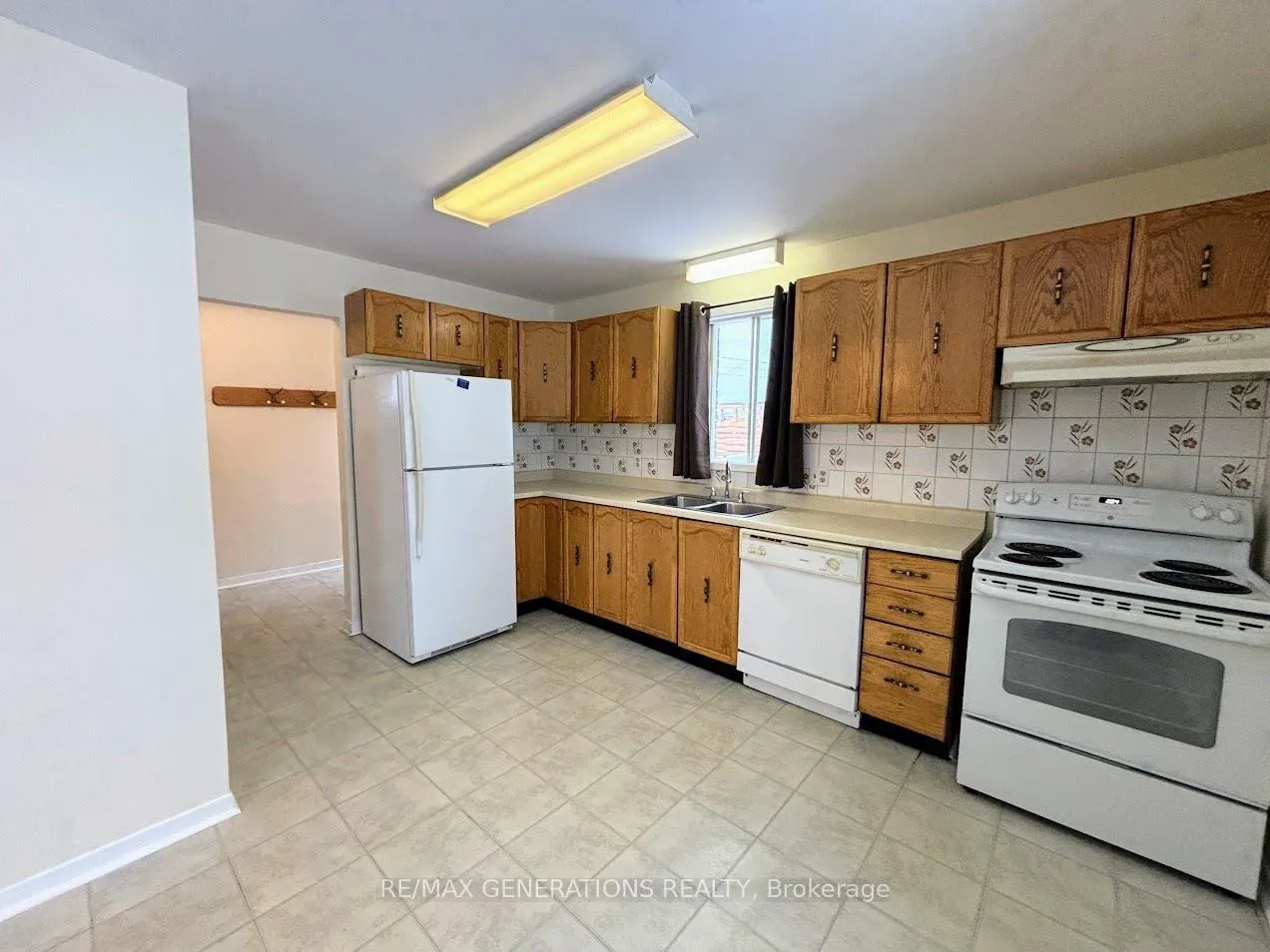 Photo 3 of 77 Matachewan Road, Manitouwadge — HOMEH