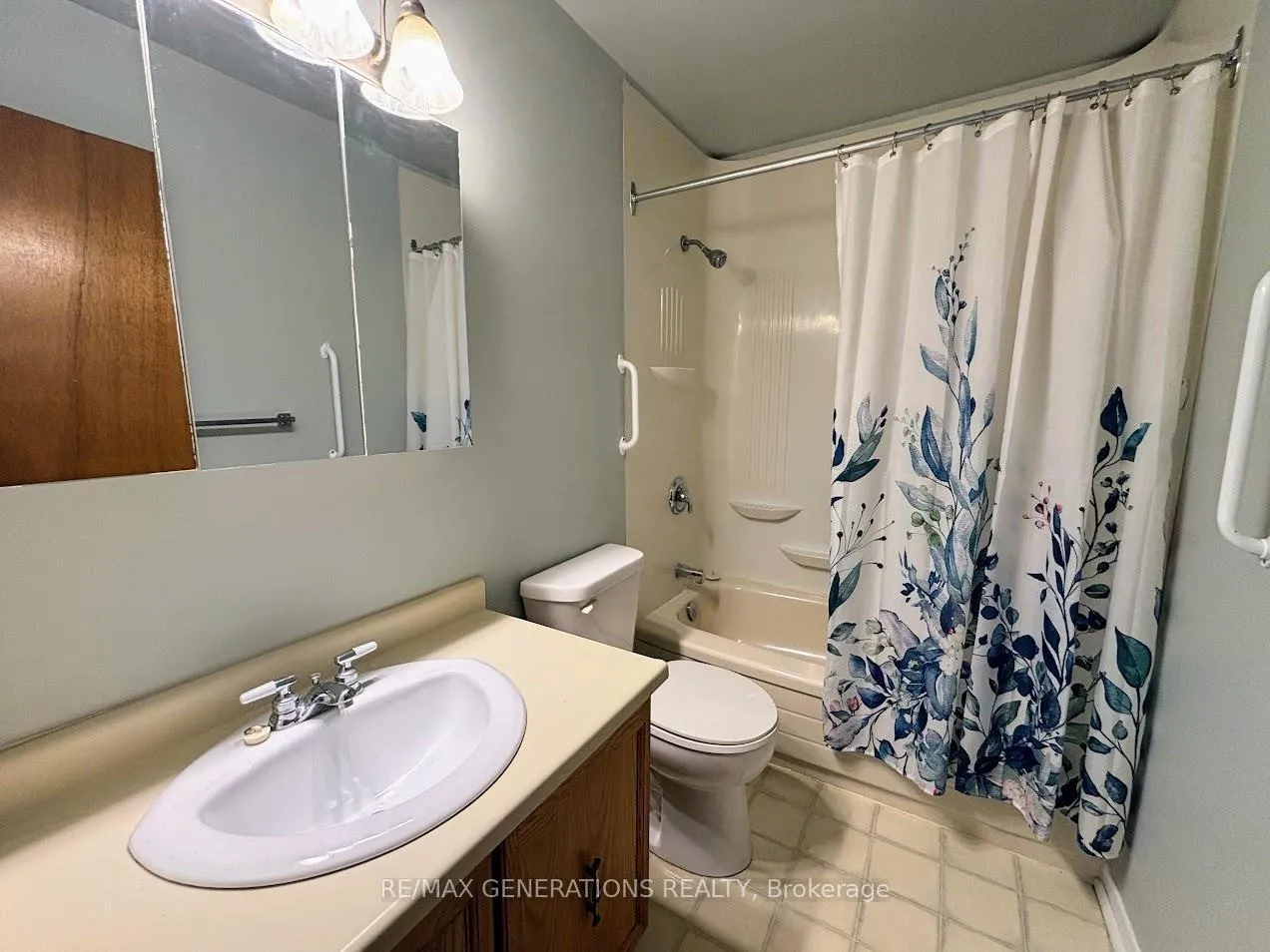 Photo 17 of 77 Matachewan Road, Manitouwadge — HOMEH