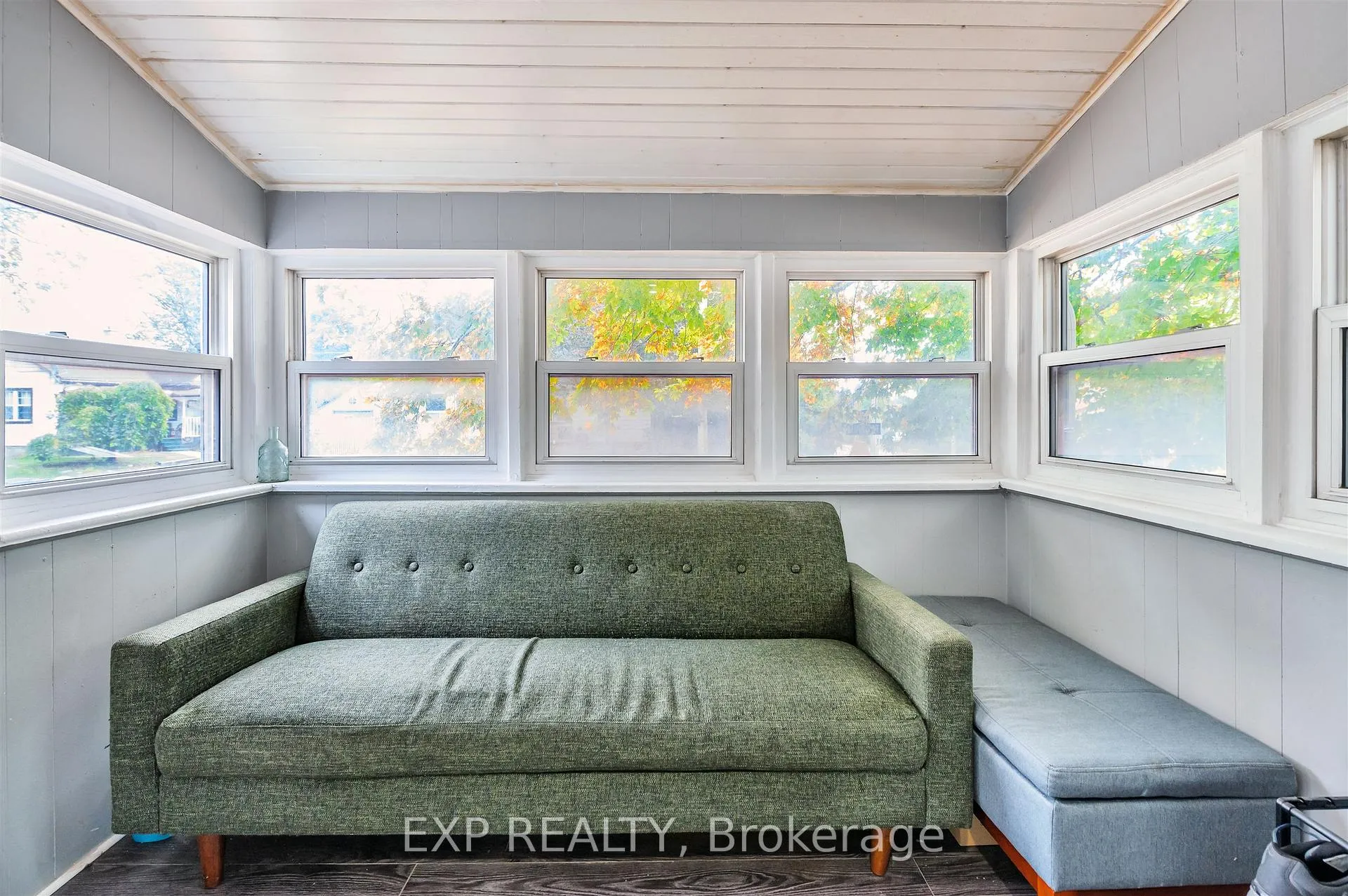 Photo 12 of 829 Athol Street, Whitby, Downtown Whitby — HOMEH