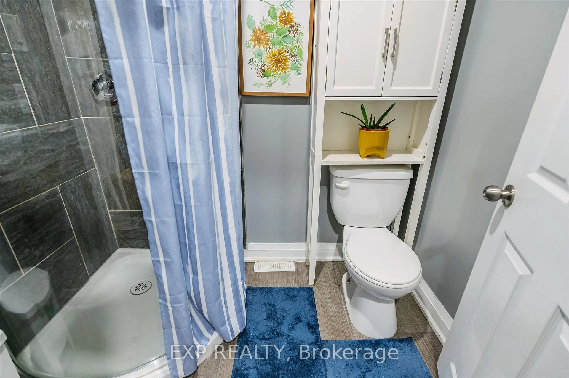 Photo 14 of 829 Athol Street, Whitby, Downtown Whitby — HOMEH