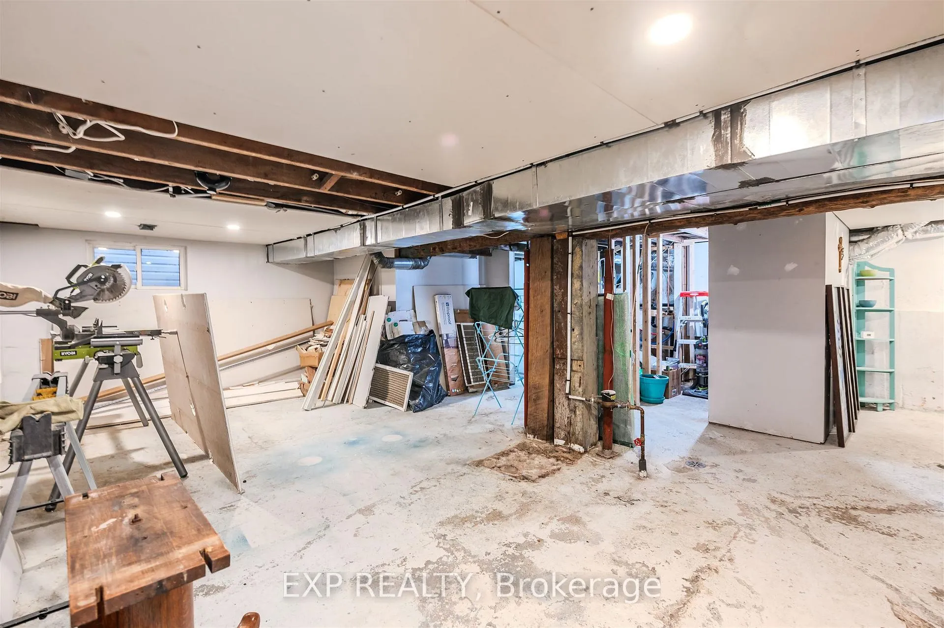 Photo 16 of 829 Athol Street, Whitby, Downtown Whitby — HOMEH