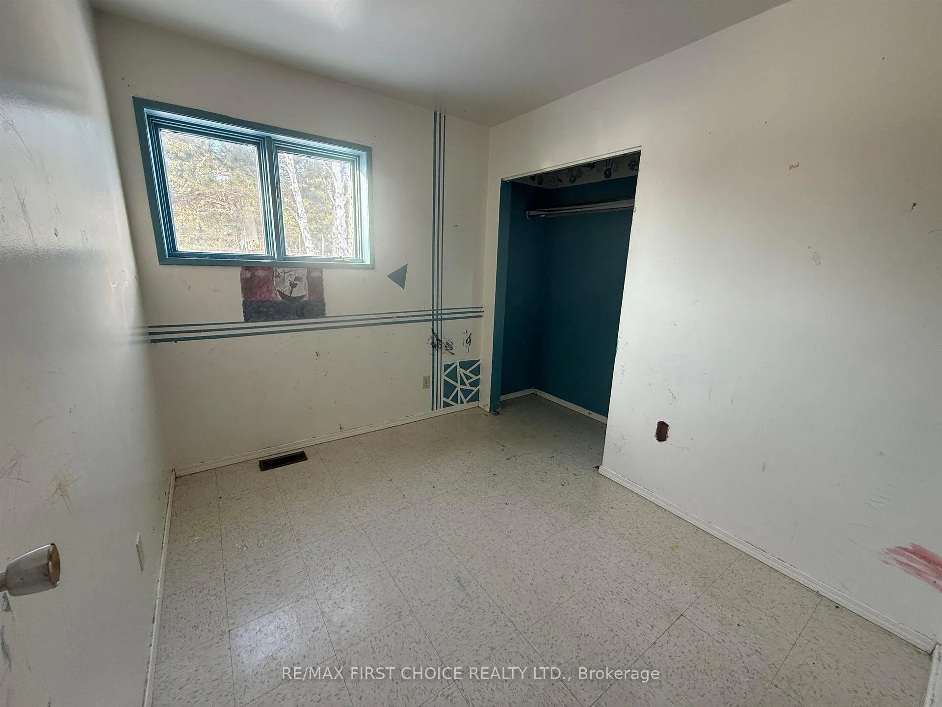 Photo 9 of 14 Superior Avenue, Ignace — HOMEH