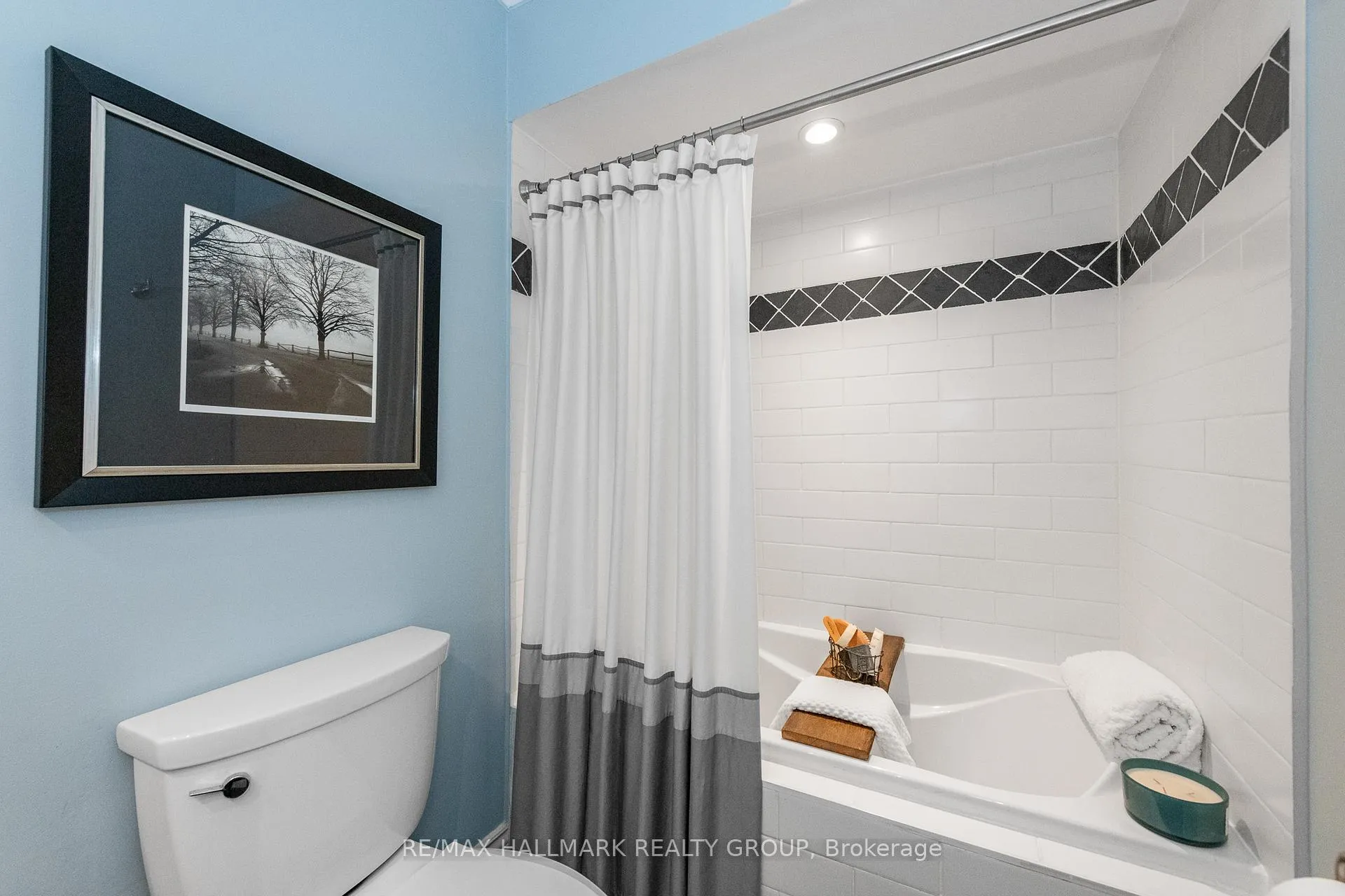 Photo 26 of 70 Pellan Way, Ottawa, Kanata - Beaverbrook — HOMEH