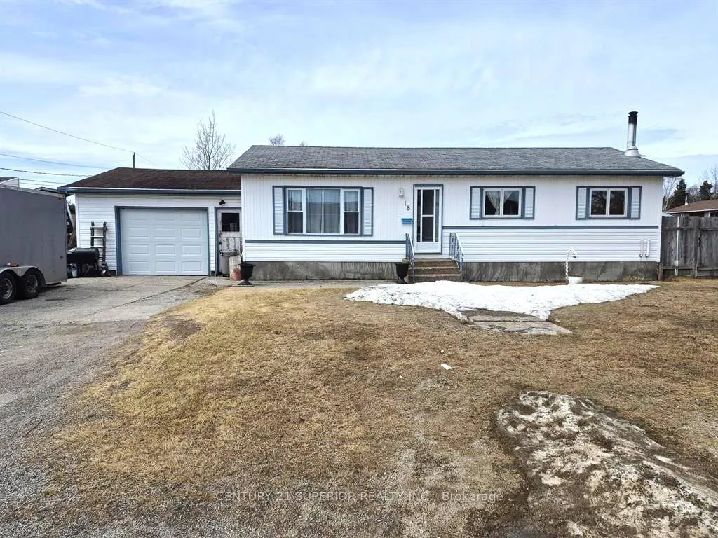 Photo 1 of 18 Lloyd Irwin Street, Marathon — HOMEH