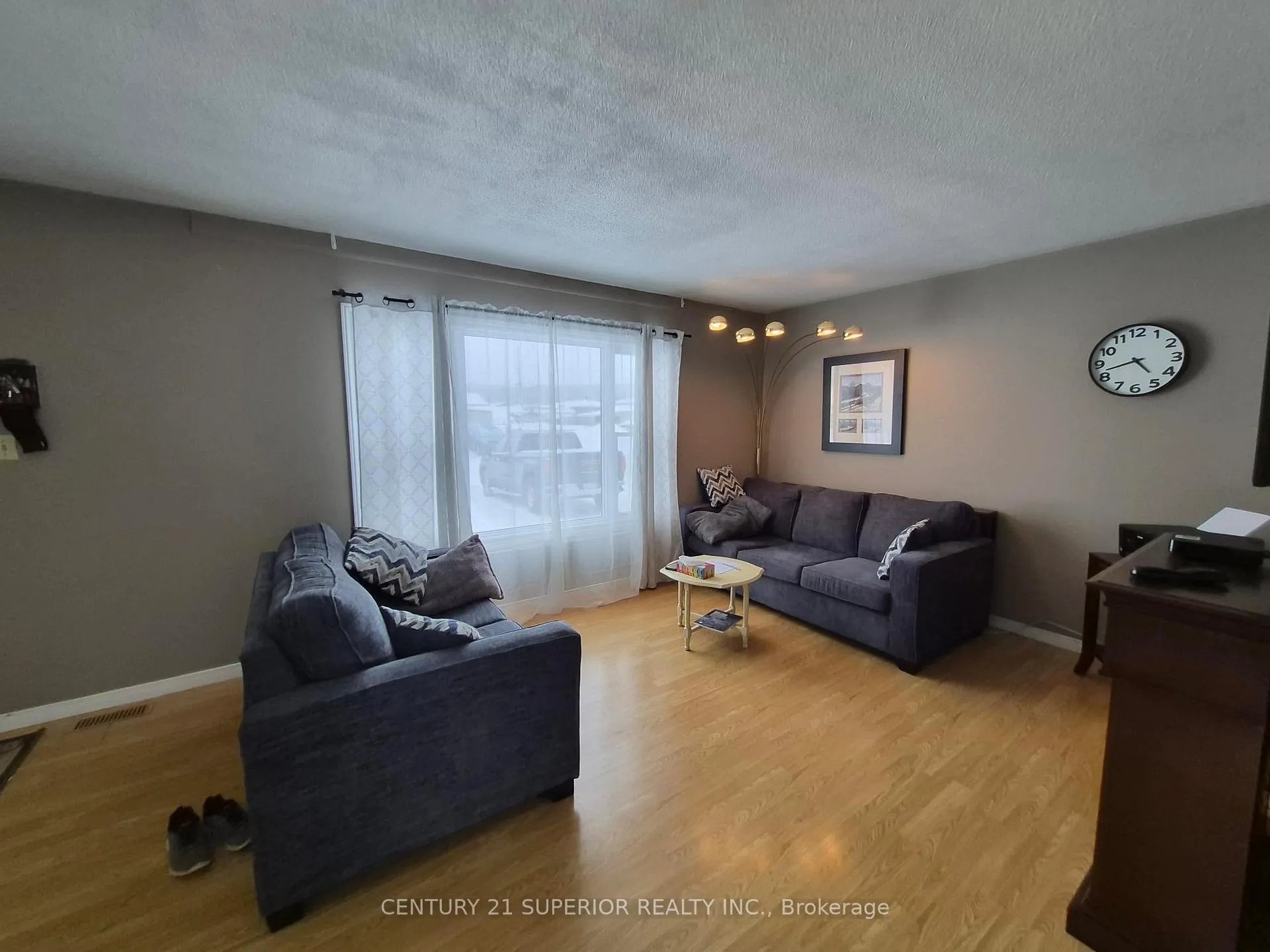 Photo 5 of 18 Lloyd Irwin Street, Marathon — HOMEH