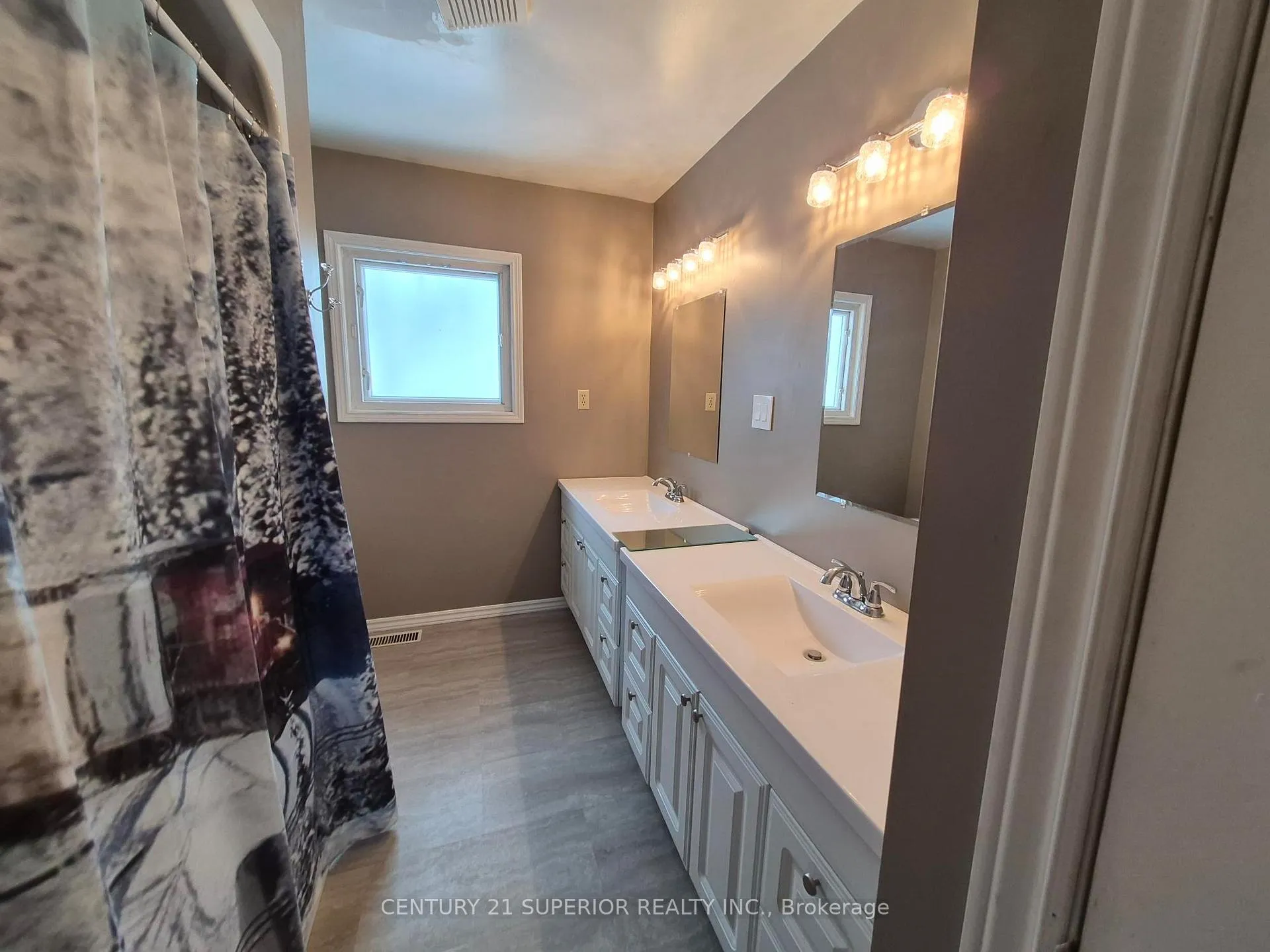 Photo 21 of 18 Lloyd Irwin Street, Marathon — HOMEH