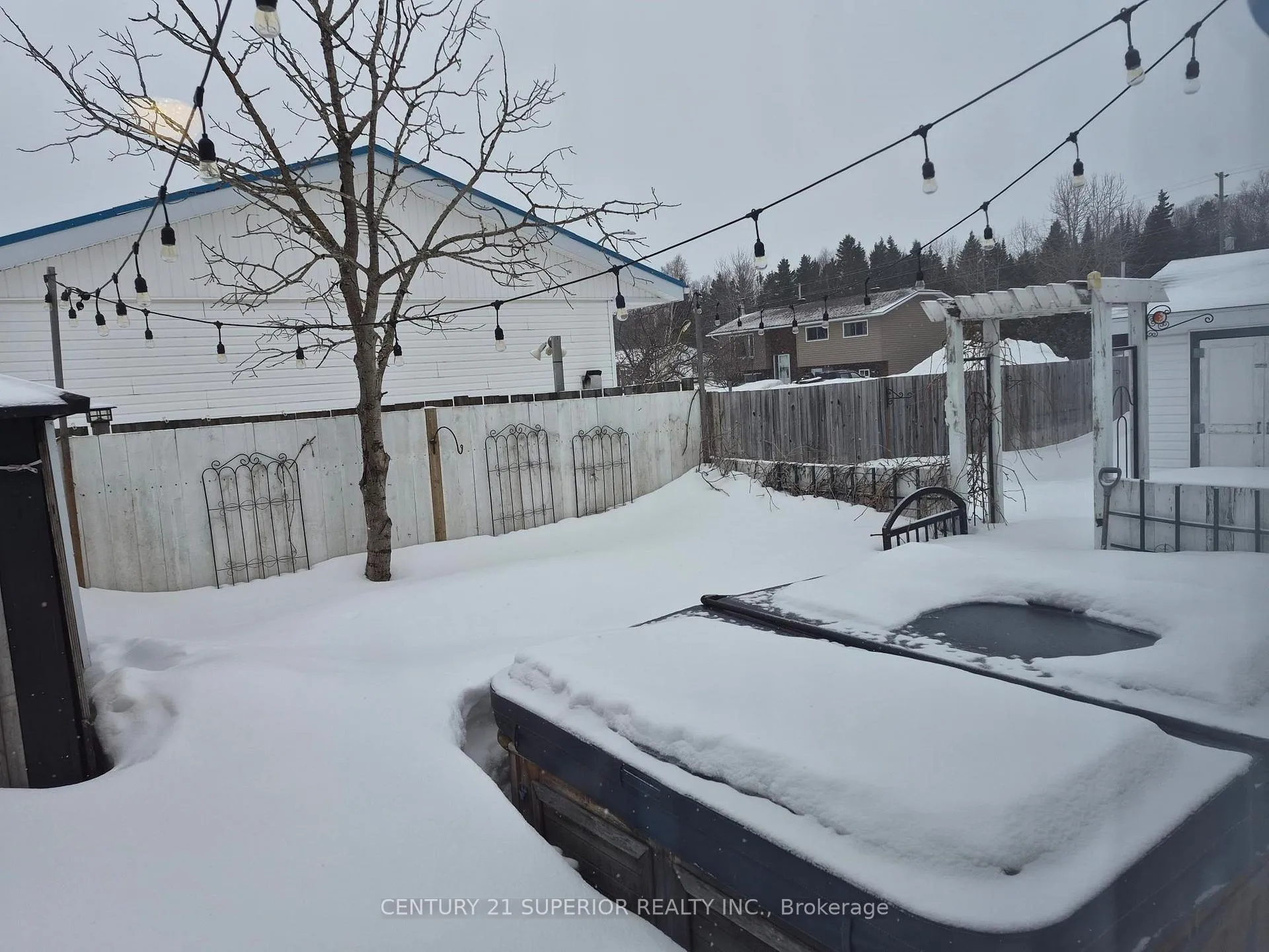 Photo 44 of 18 Lloyd Irwin Street, Marathon — HOMEH