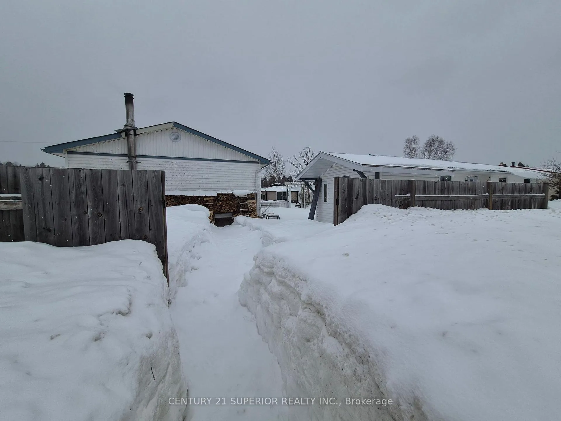 Photo 48 of 18 Lloyd Irwin Street, Marathon — HOMEH