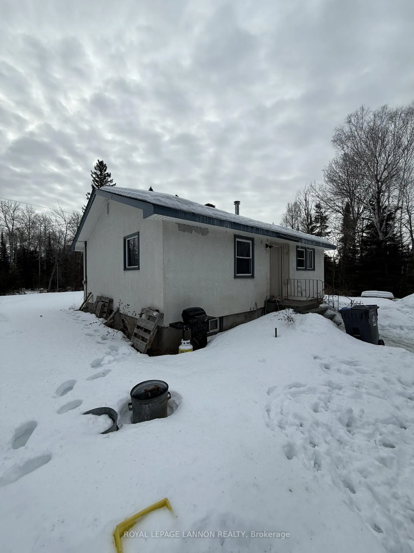 Photo 3 of 6407 Mapleward Road, Thunder Bay, McIntyre South — HOMEH