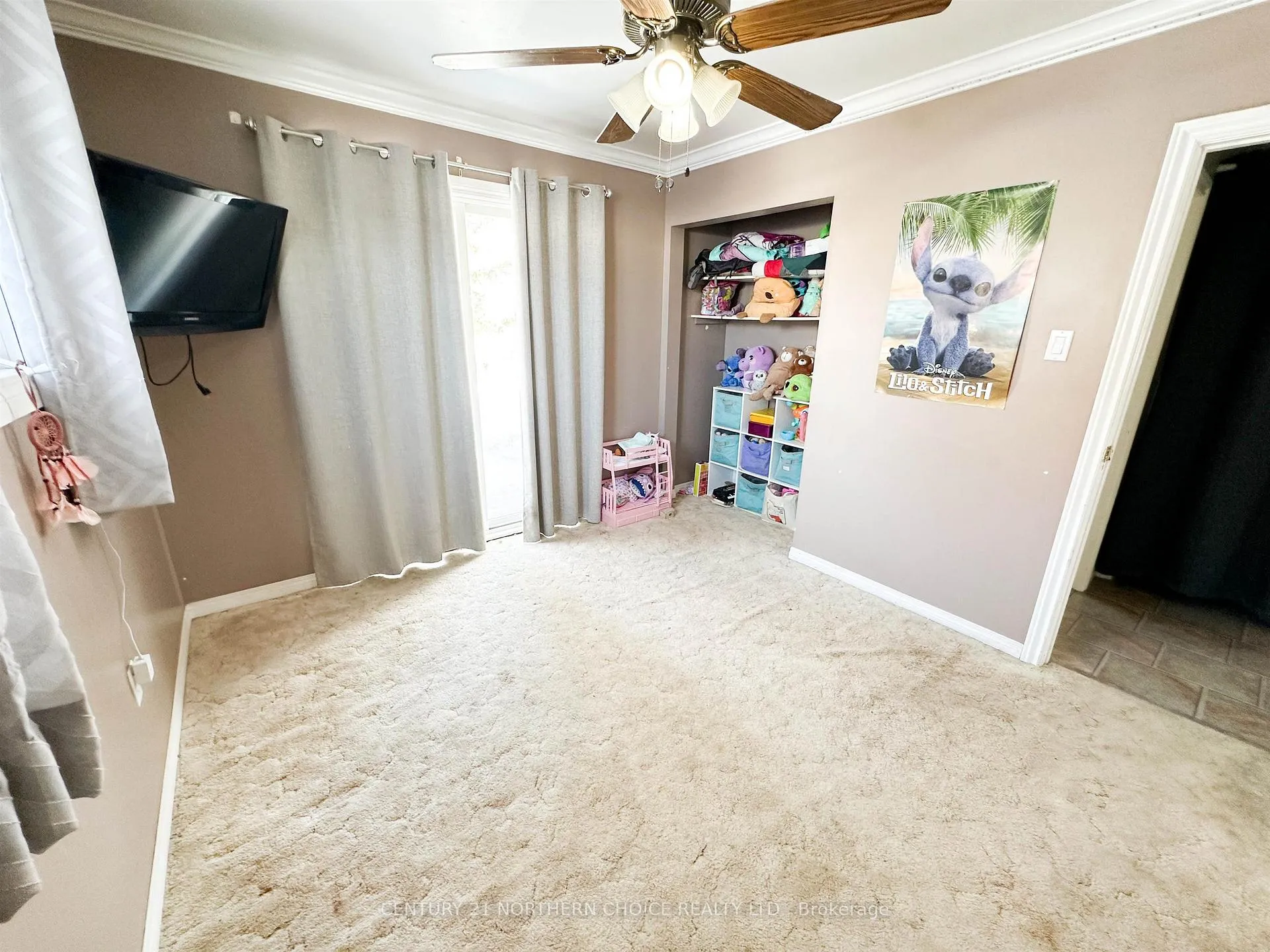Photo 9 of 6 Pine Crescent, Red Lake — HOMEH