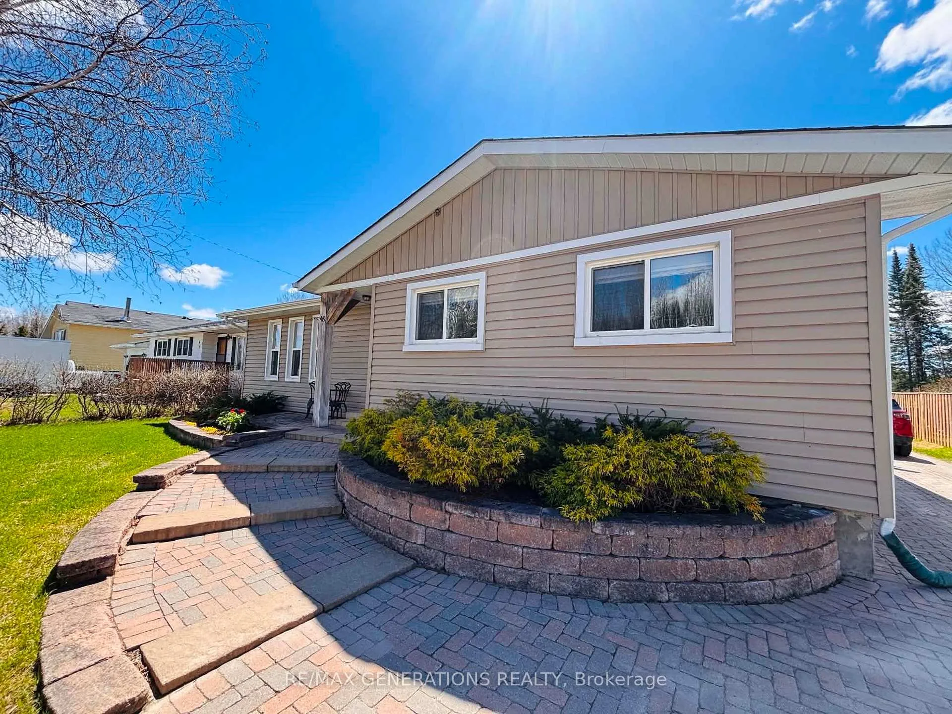 Photo 1 of 48 Redwing Avenue, Manitouwadge, TB-73 — HOMEH
