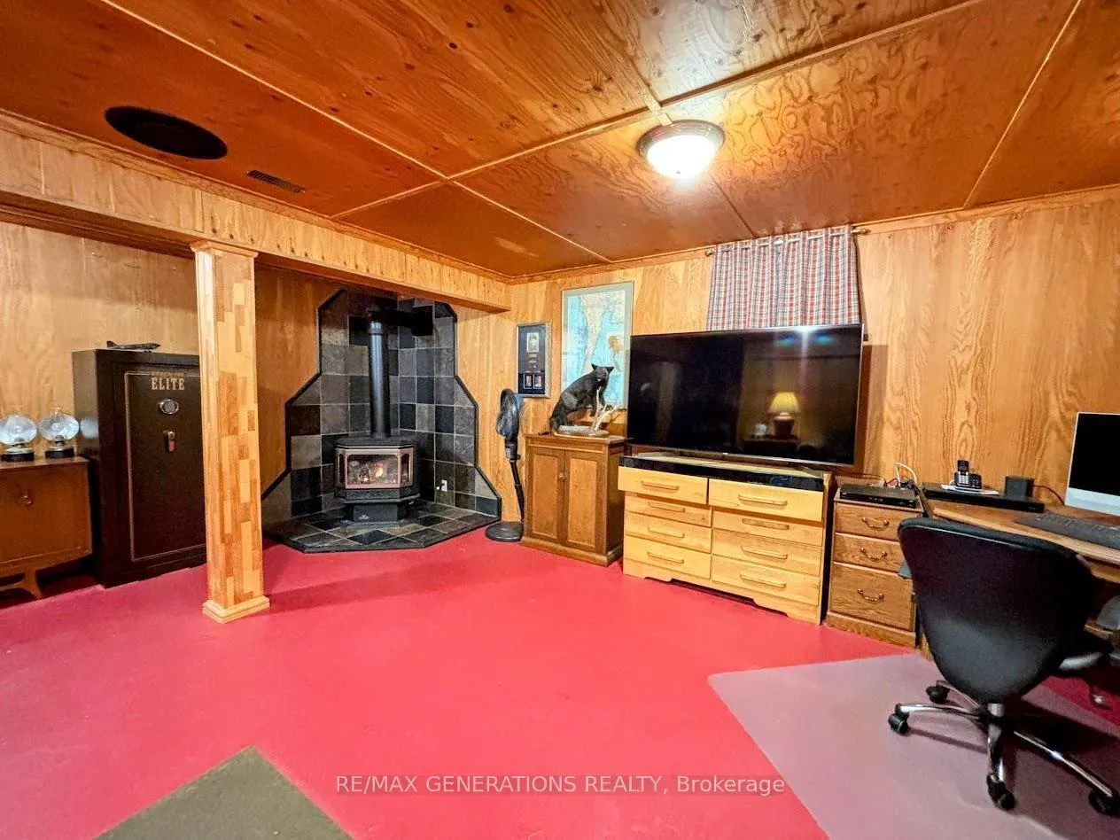 Photo 22 of 48 Redwing Avenue, Manitouwadge, TB-73 — HOMEH