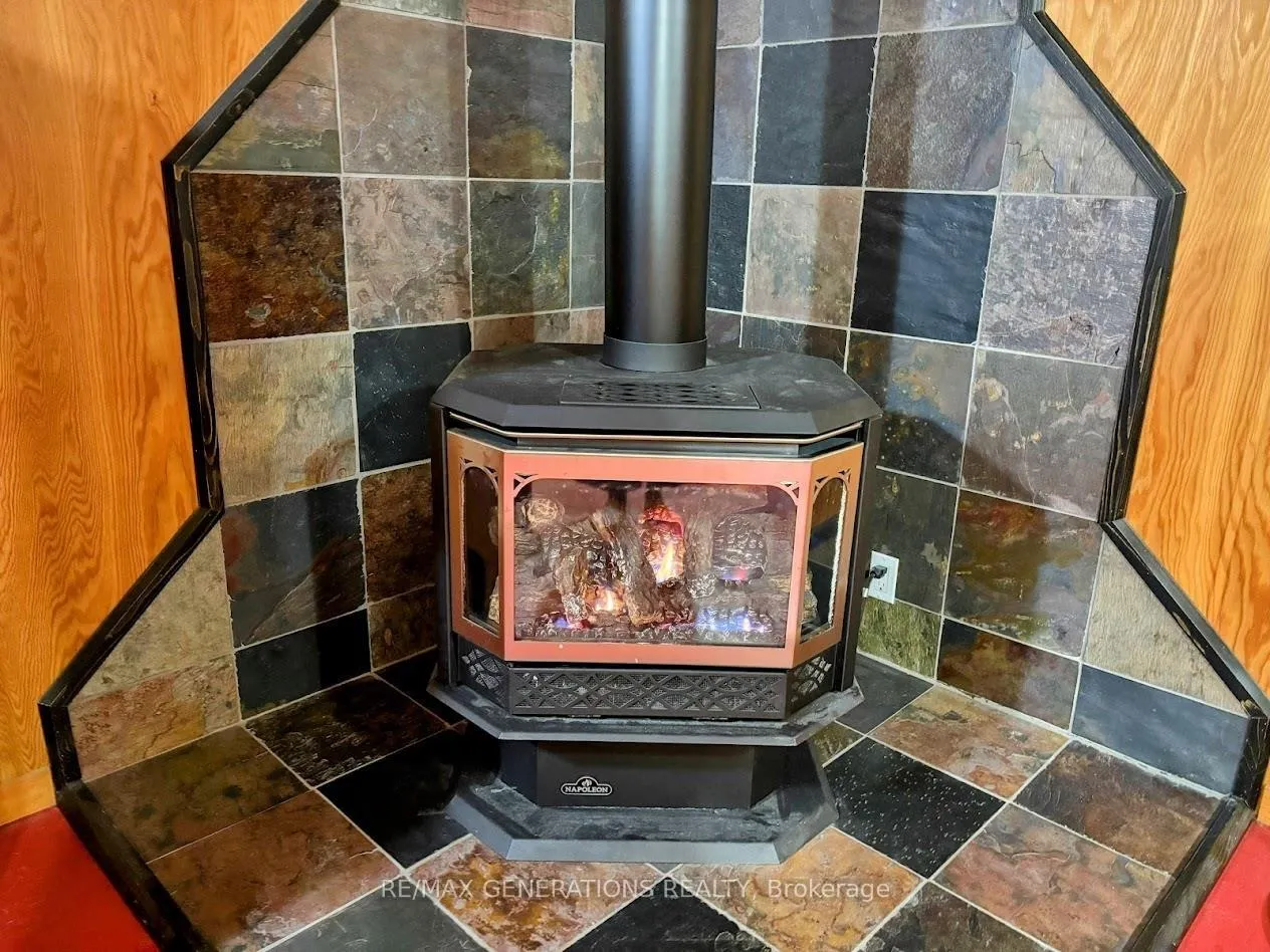 Photo 23 of 48 Redwing Avenue, Manitouwadge, TB-73 — HOMEH