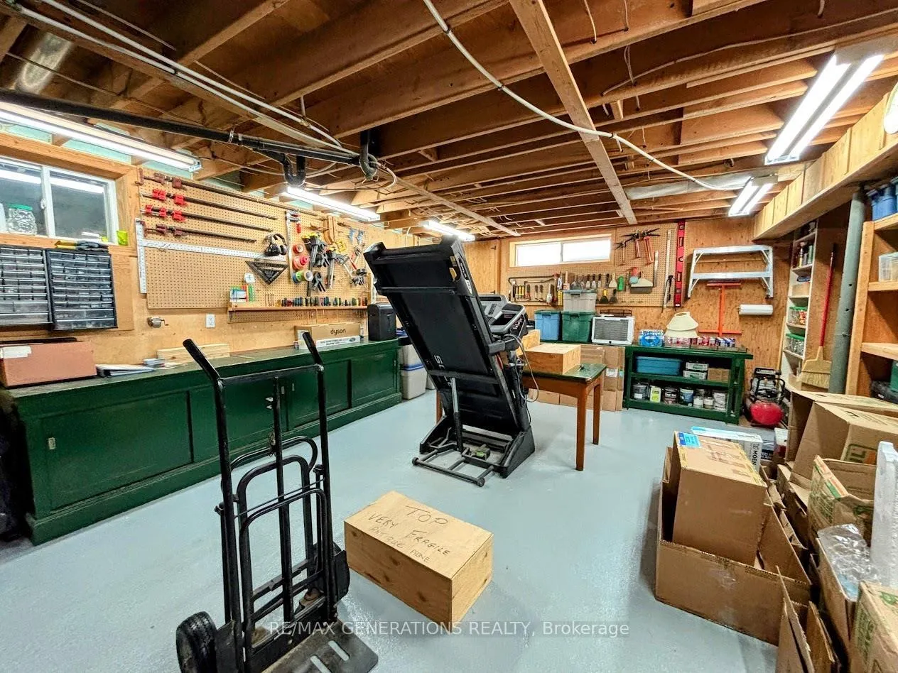 Photo 25 of 48 Redwing Avenue, Manitouwadge, TB-73 — HOMEH